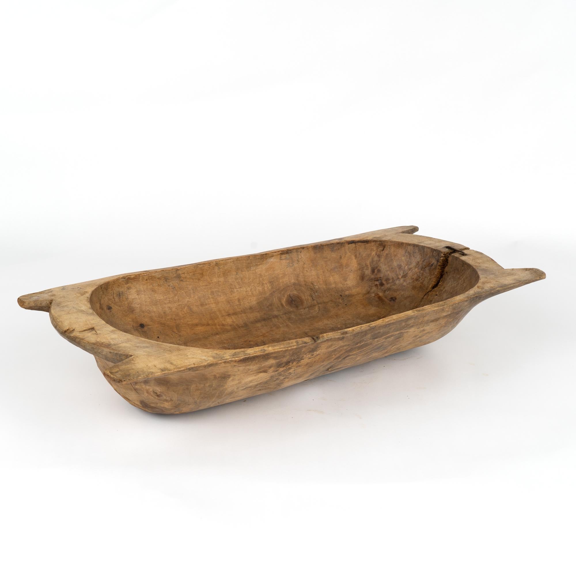 Antique Hand Hewn Wooden Dough Bowl, Hungary circa 1900 For Sale 4