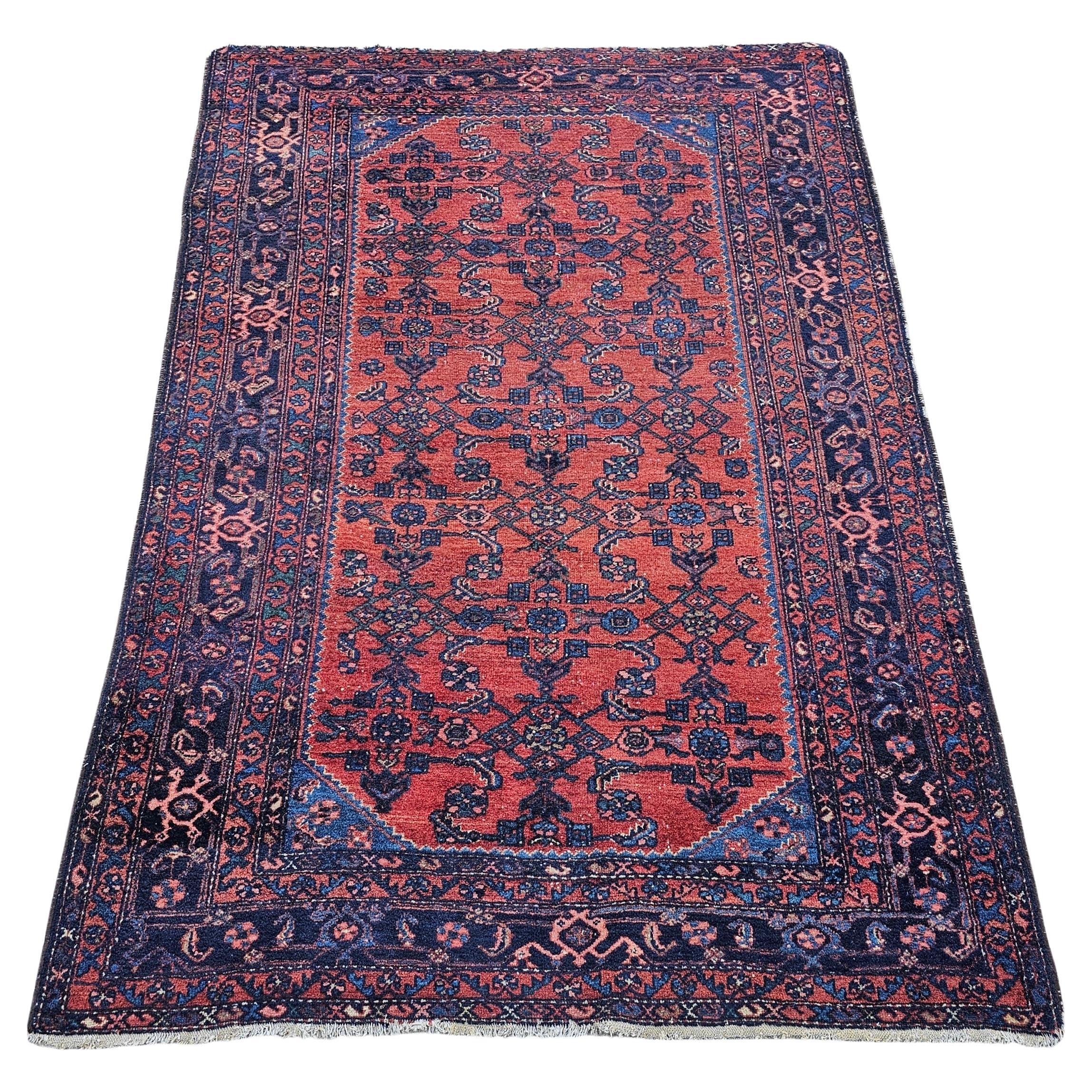 Antique Hand-Knotted Baluch Woolen Rug // Made in the end of 19th century For Sale