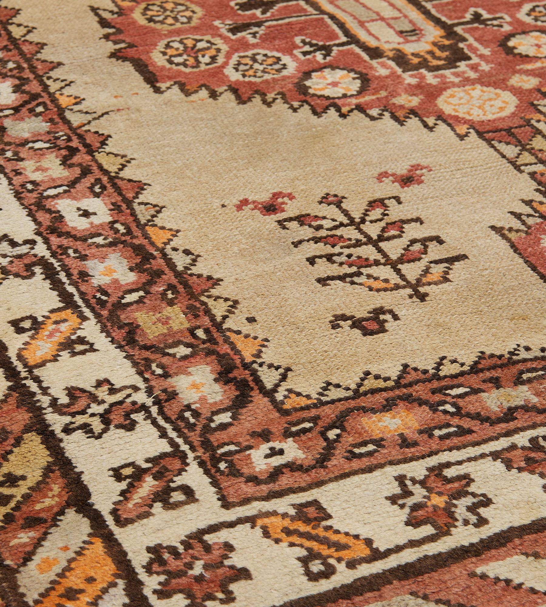 Antique Hand-Knotted Floral Wool Persian Serab Runner For Sale 3