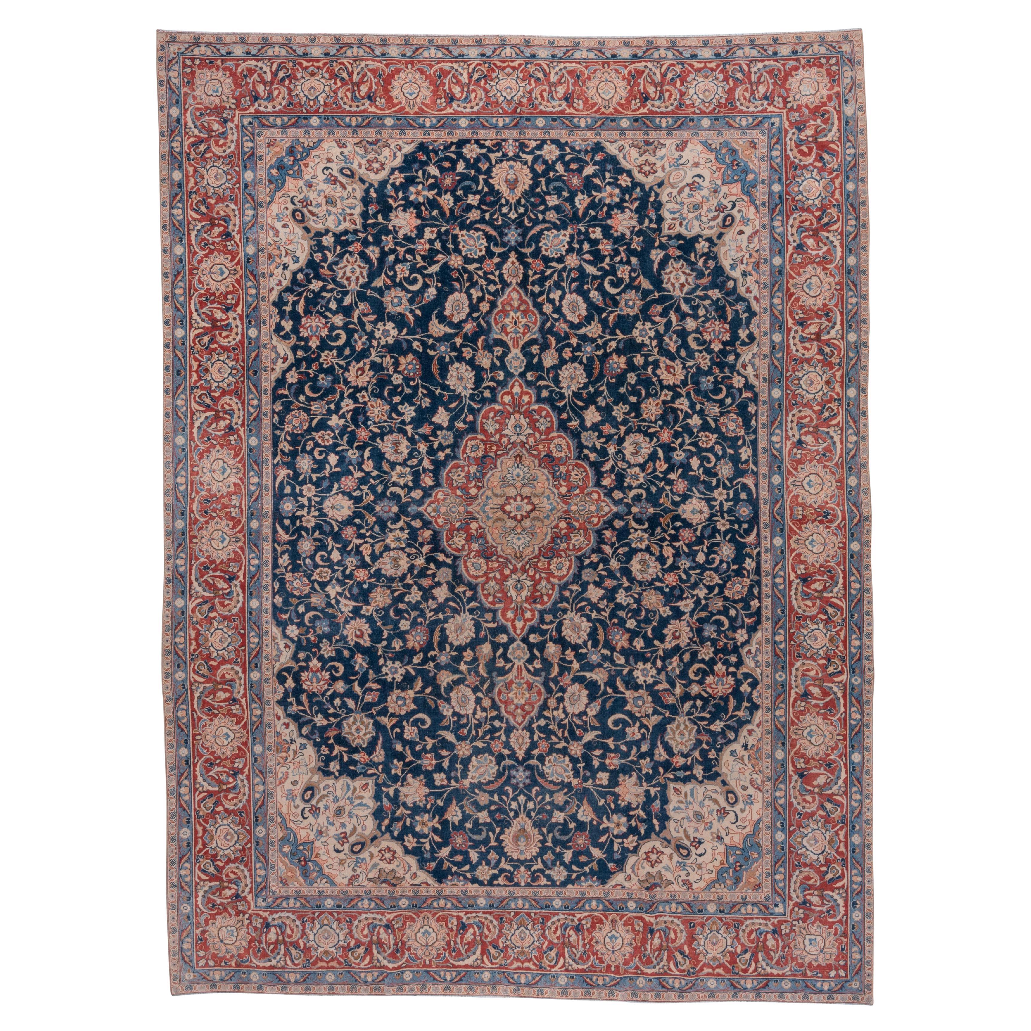 Antique Hand-Knotted Kashan Rug – Classic Persian Medallion Design