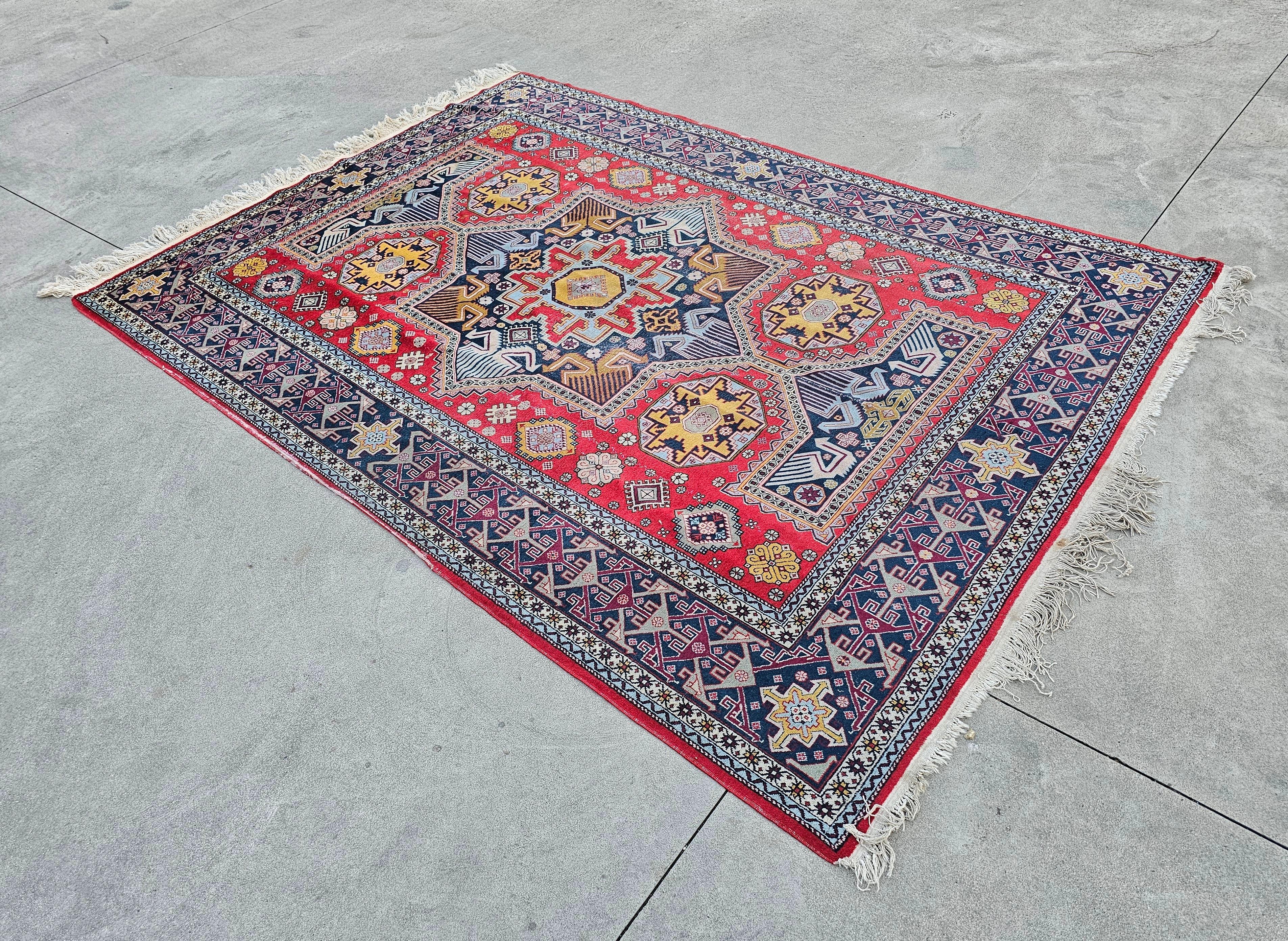 Antique Hand-Knotted Kazak Woolen Rug, 1900s In Fair Condition For Sale In Beograd, RS