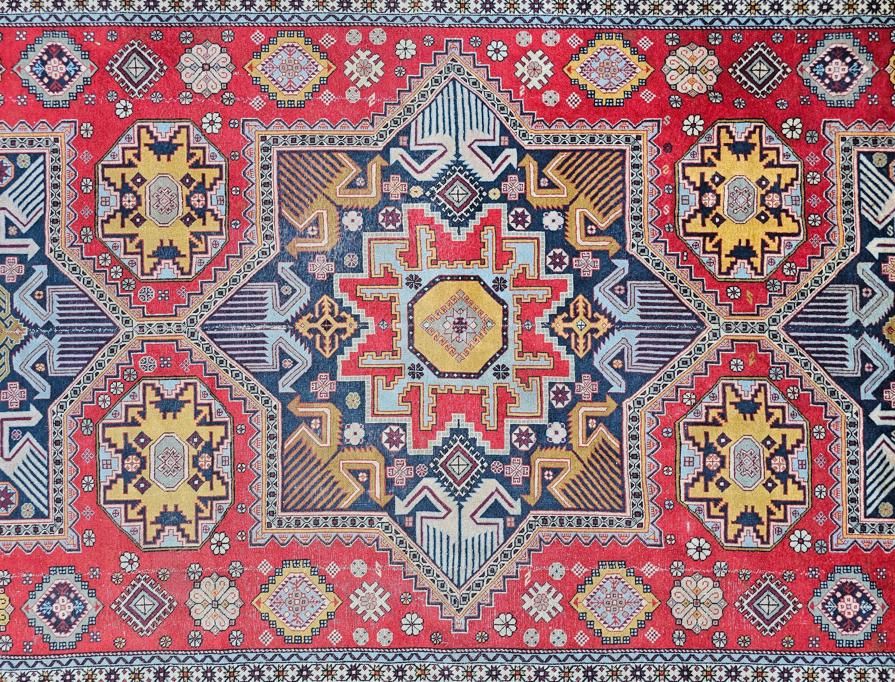 Antique Hand-Knotted Kazak Woolen Rug, 1900s For Sale 2