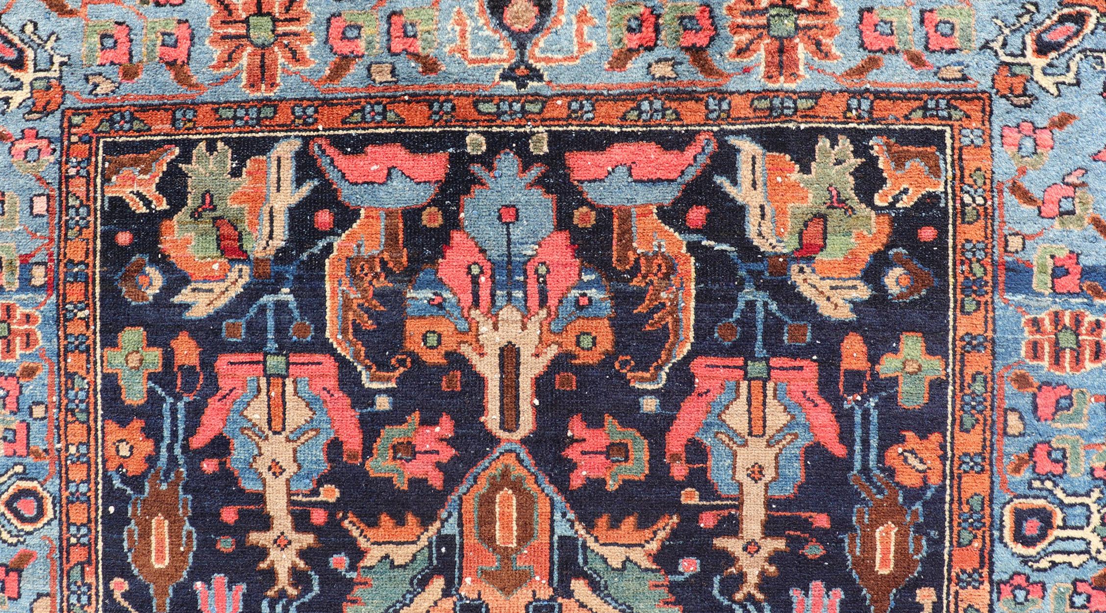 Antiker handgeknüpfter Persain-Nahavand-Teppich mit allseitigem subgeometrischem Design im Angebot 1