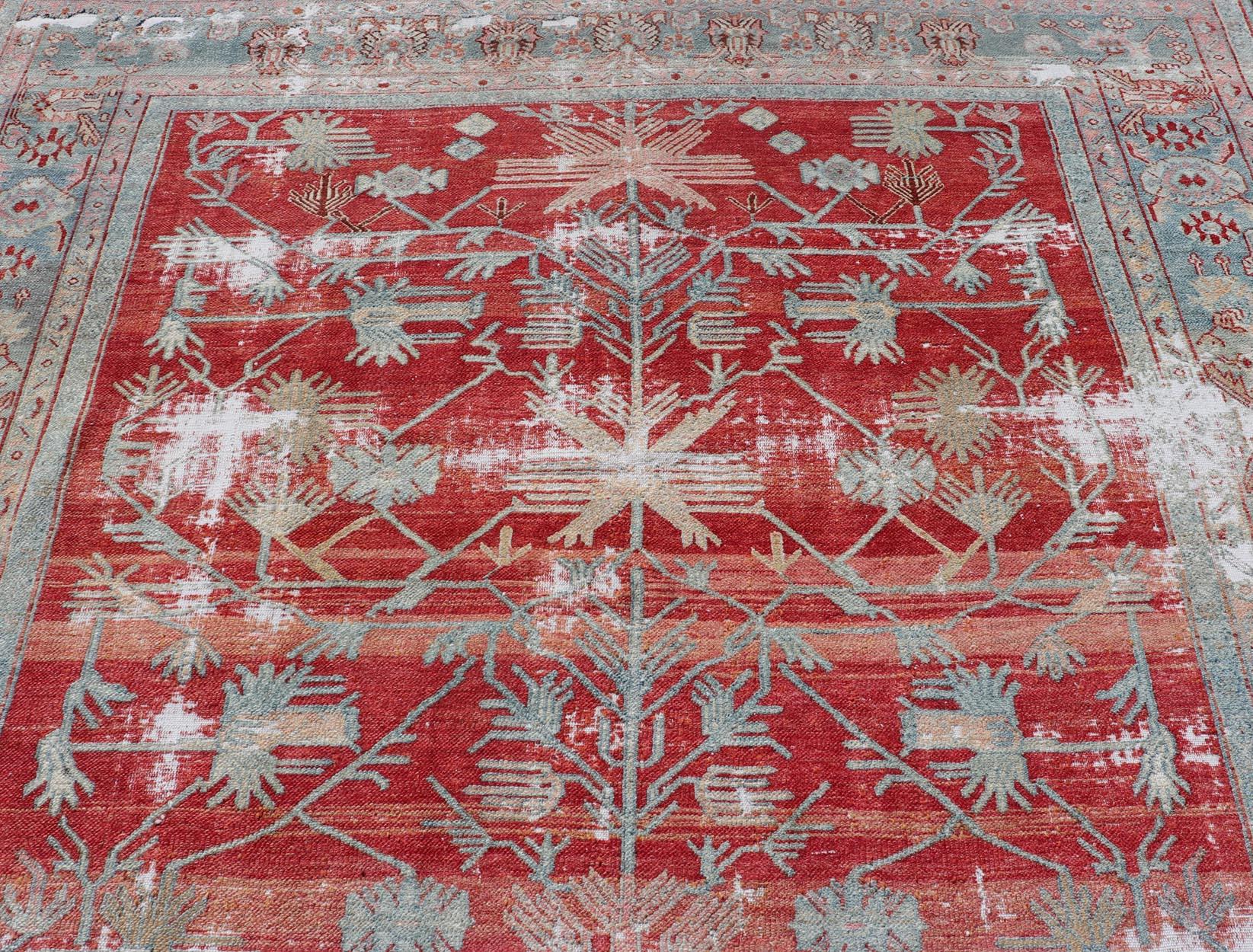 Tabriz Antique Hand-Knotted Persian Bibikabad Rug in Wool with Unique Medallions For Sale