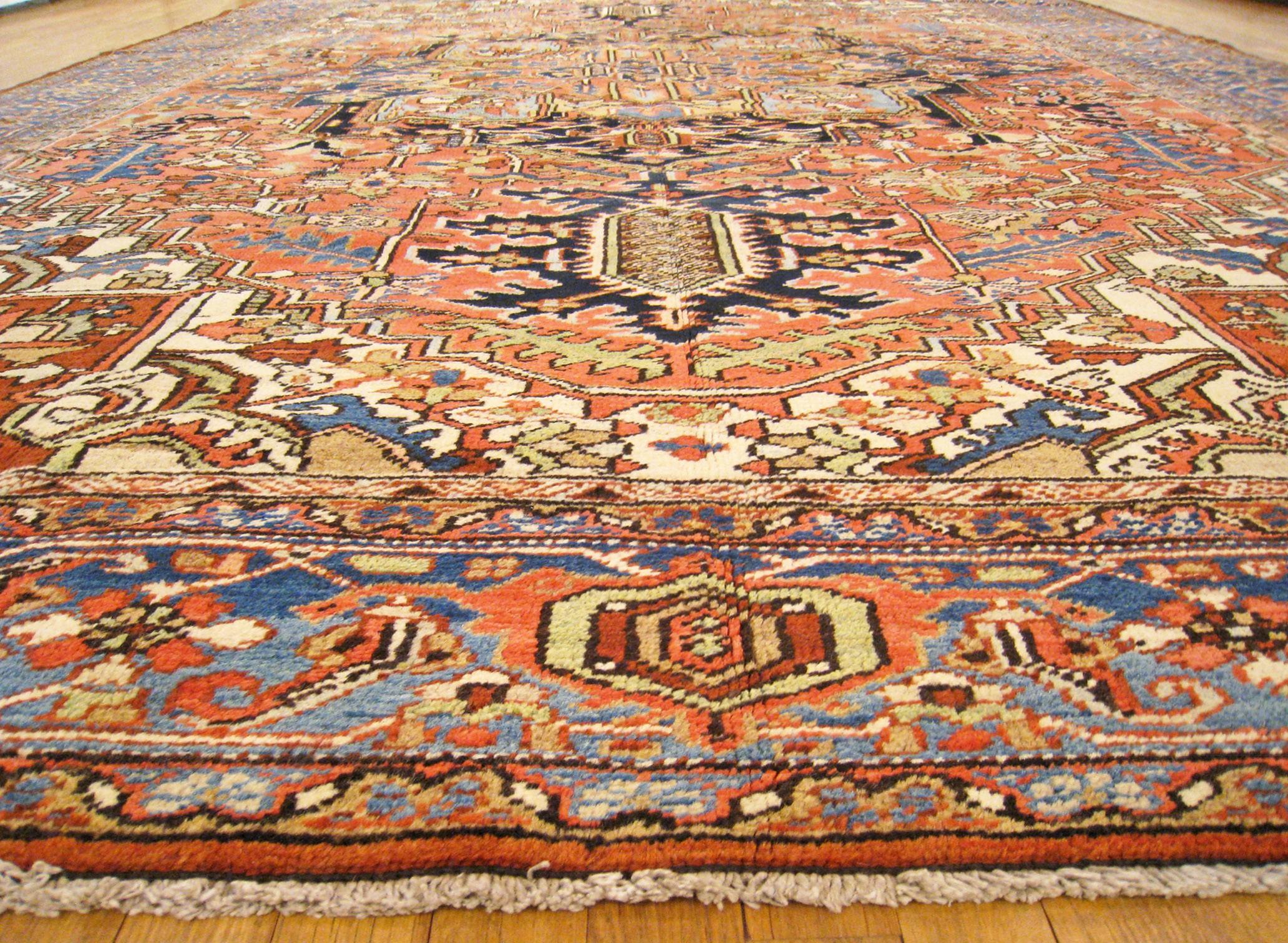 Antique Hand-Knotted Persian Heriz Oriental Carpet For Sale 4