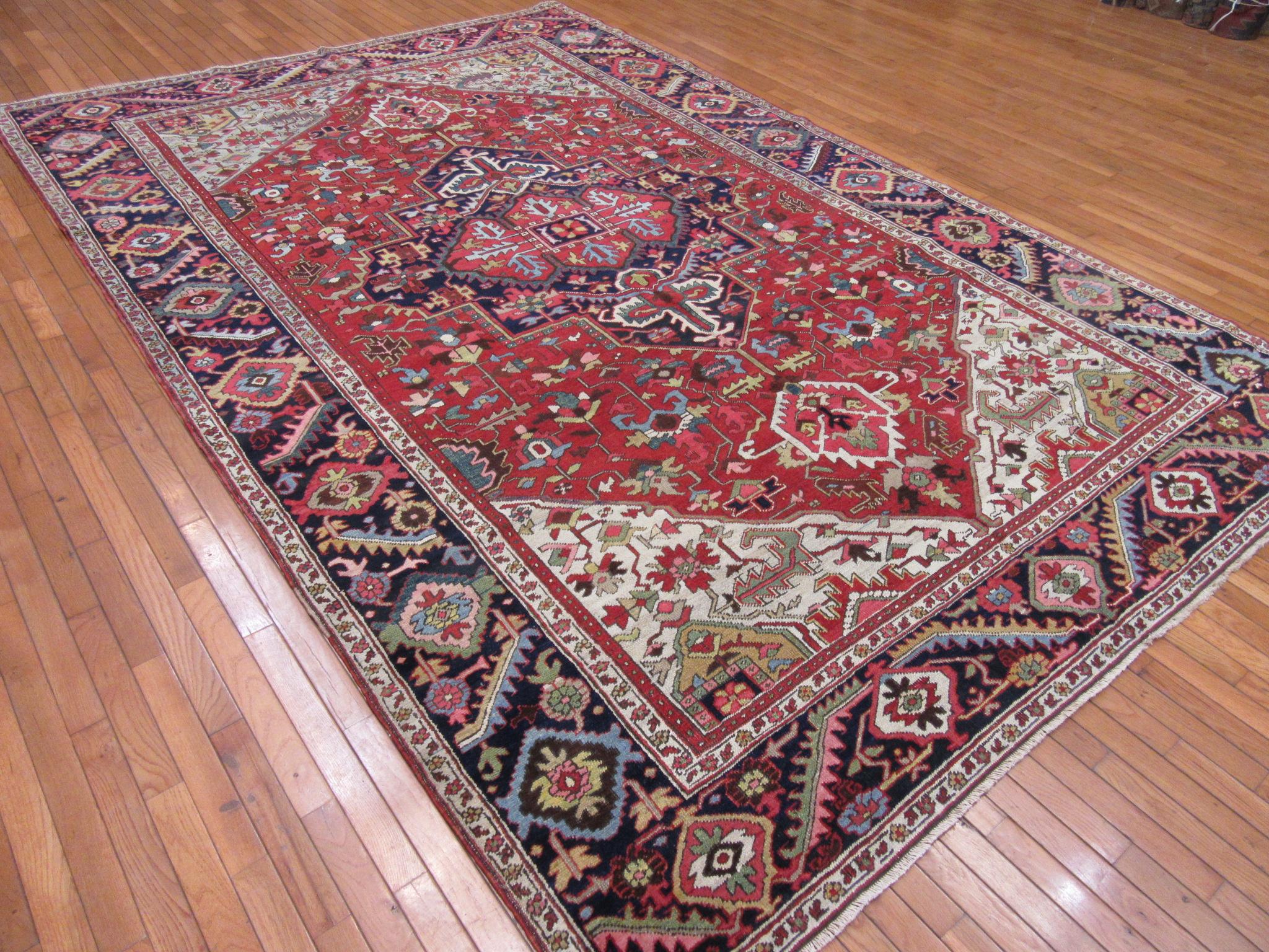 Antique Hand Knotted Persian Heriz Rug 5