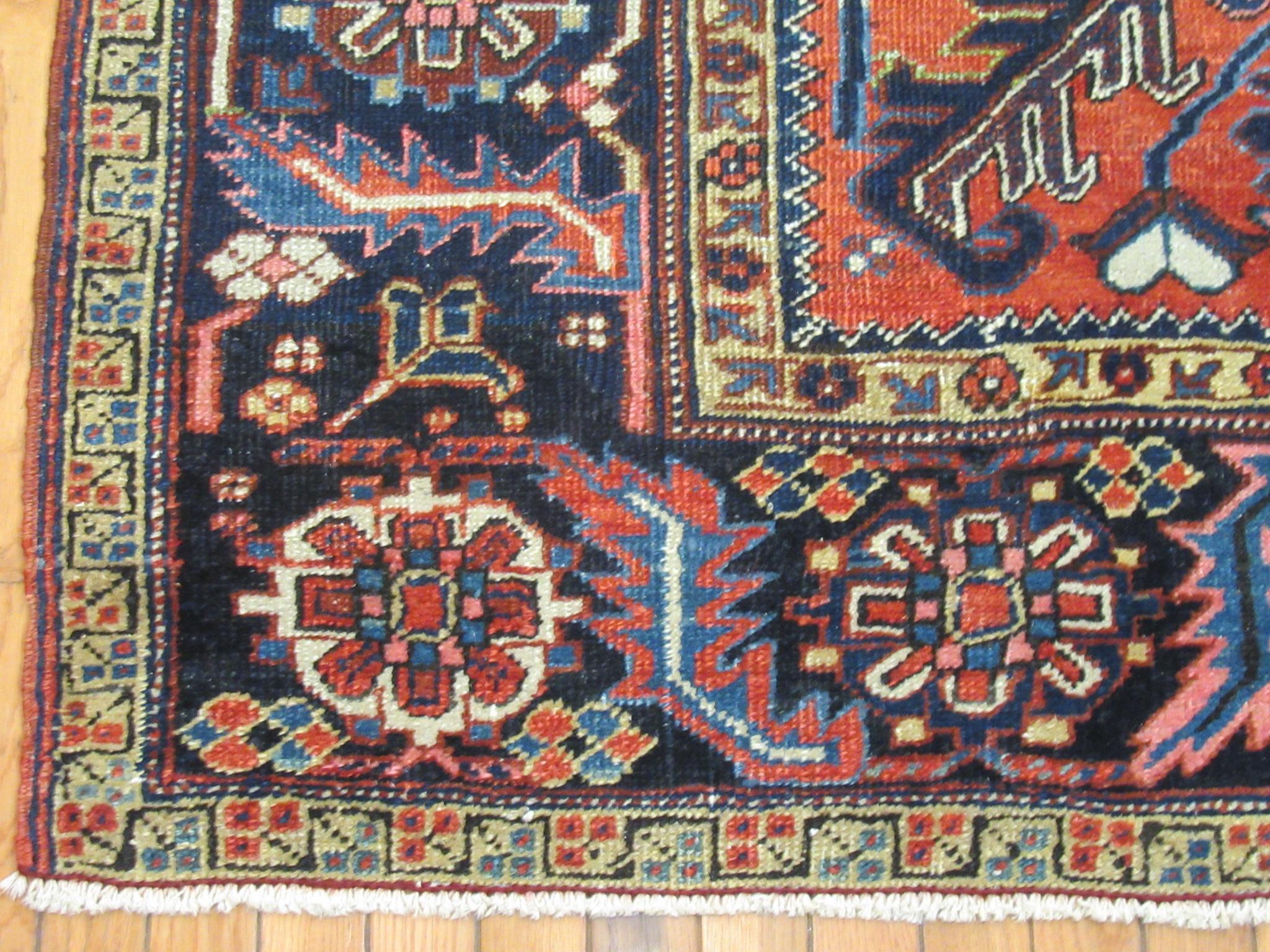 Antique Hand-Knotted Persian Heriz Rug In Excellent Condition In Atlanta, GA