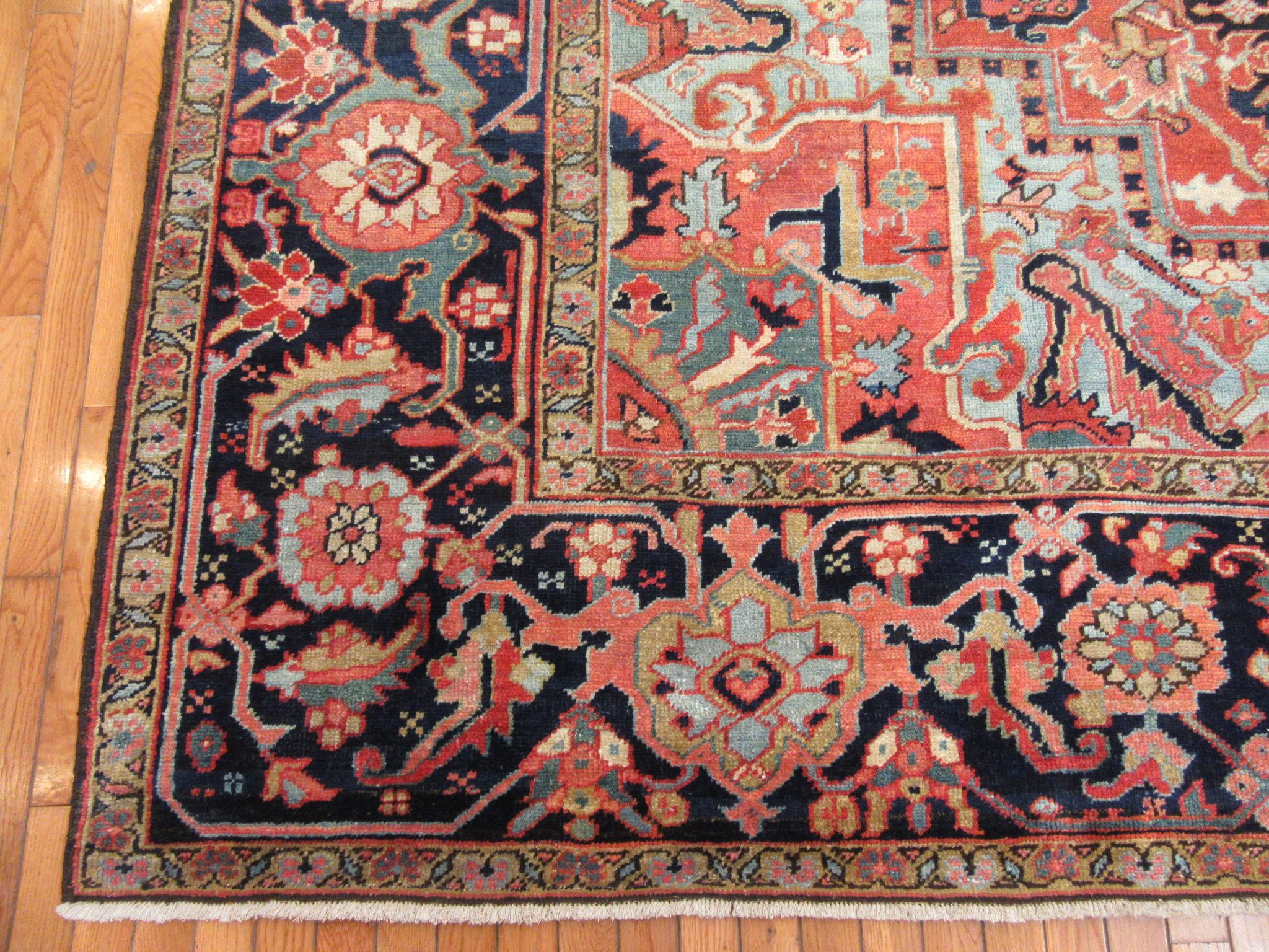 Antique Hand Knotted Red, Blue Navy Wool Persian Heriz Rug In Good Condition For Sale In Atlanta, GA
