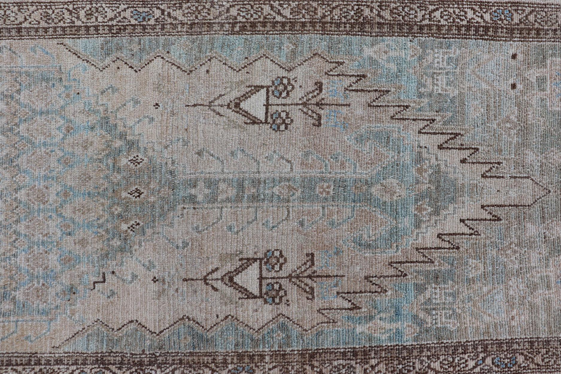 Antique Hand-Knotted Persian Malayer with Large Sub-Geometric Medallion Design For Sale 6