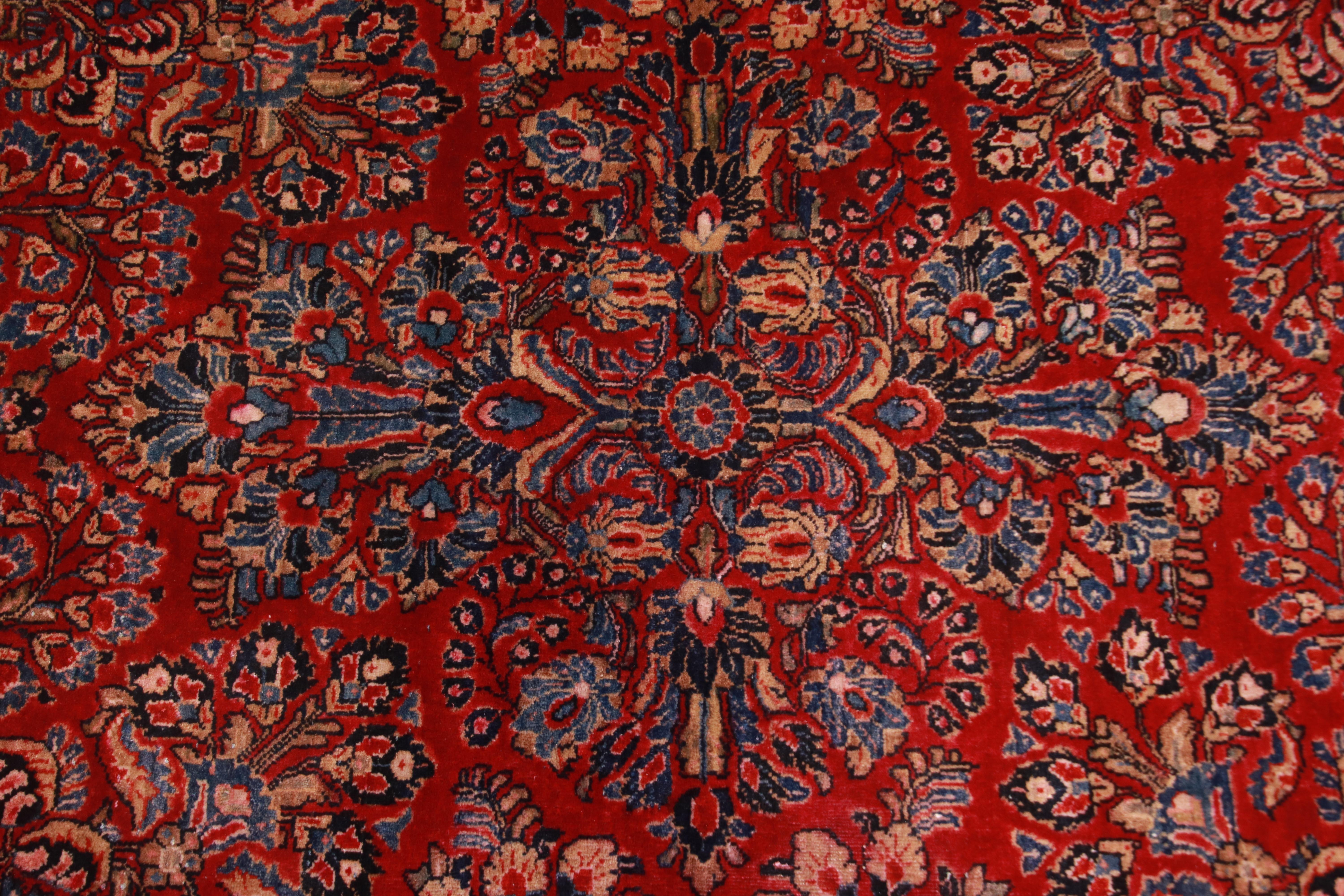 Antique Hand Knotted Persian Sarouk Rug, circa 1930s 2