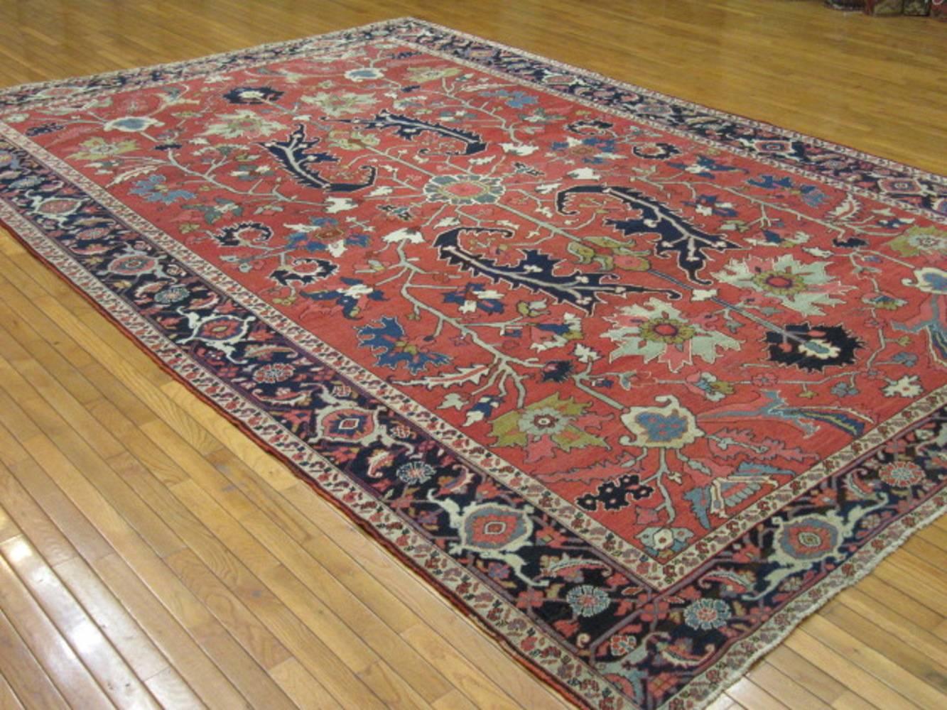 Antique Hand-Knotted Persian Serapi Rug 2