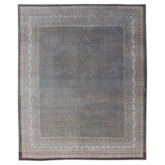 Antiker handgeknüpfter persischer Täbriz-Teppich mit All-Over-Design in gedämpften Tönen