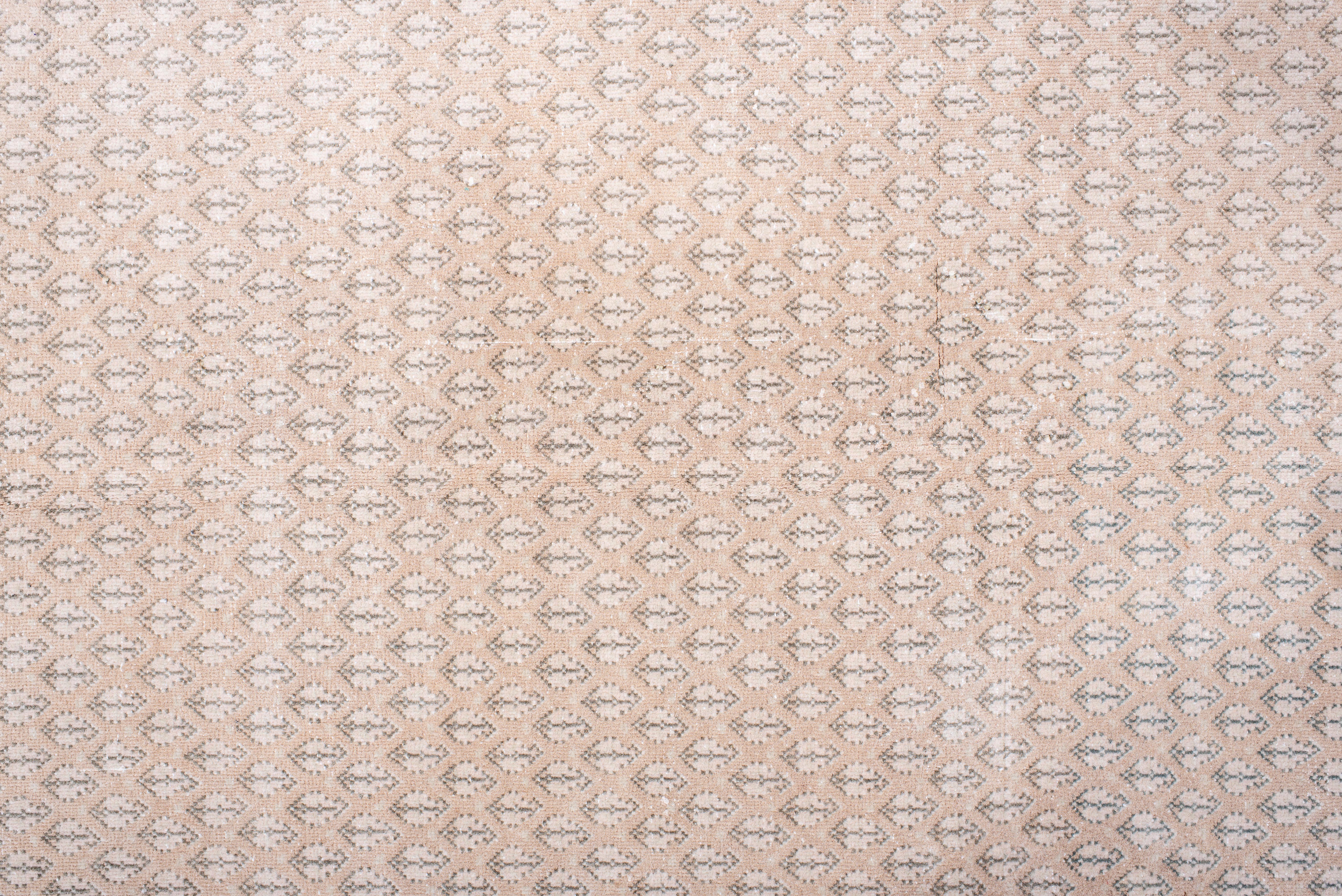 Antiker handgeknüpfter Saraband-Teppich - Zartes persisches Boteh-Design im Angebot 3