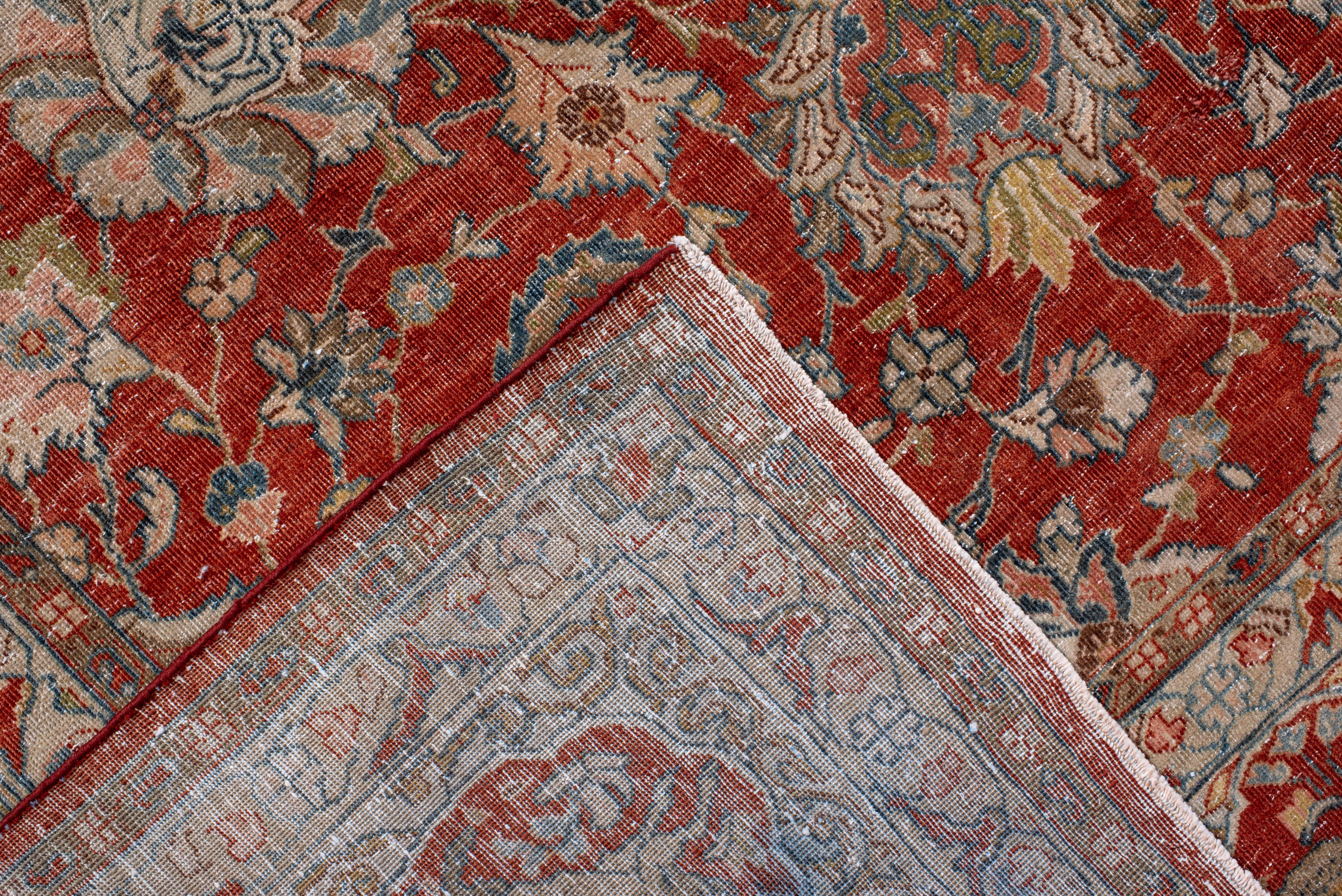 XX secolo Antico tappeto Tabriz annodato a mano - Bordo calligrafico persiano in vendita