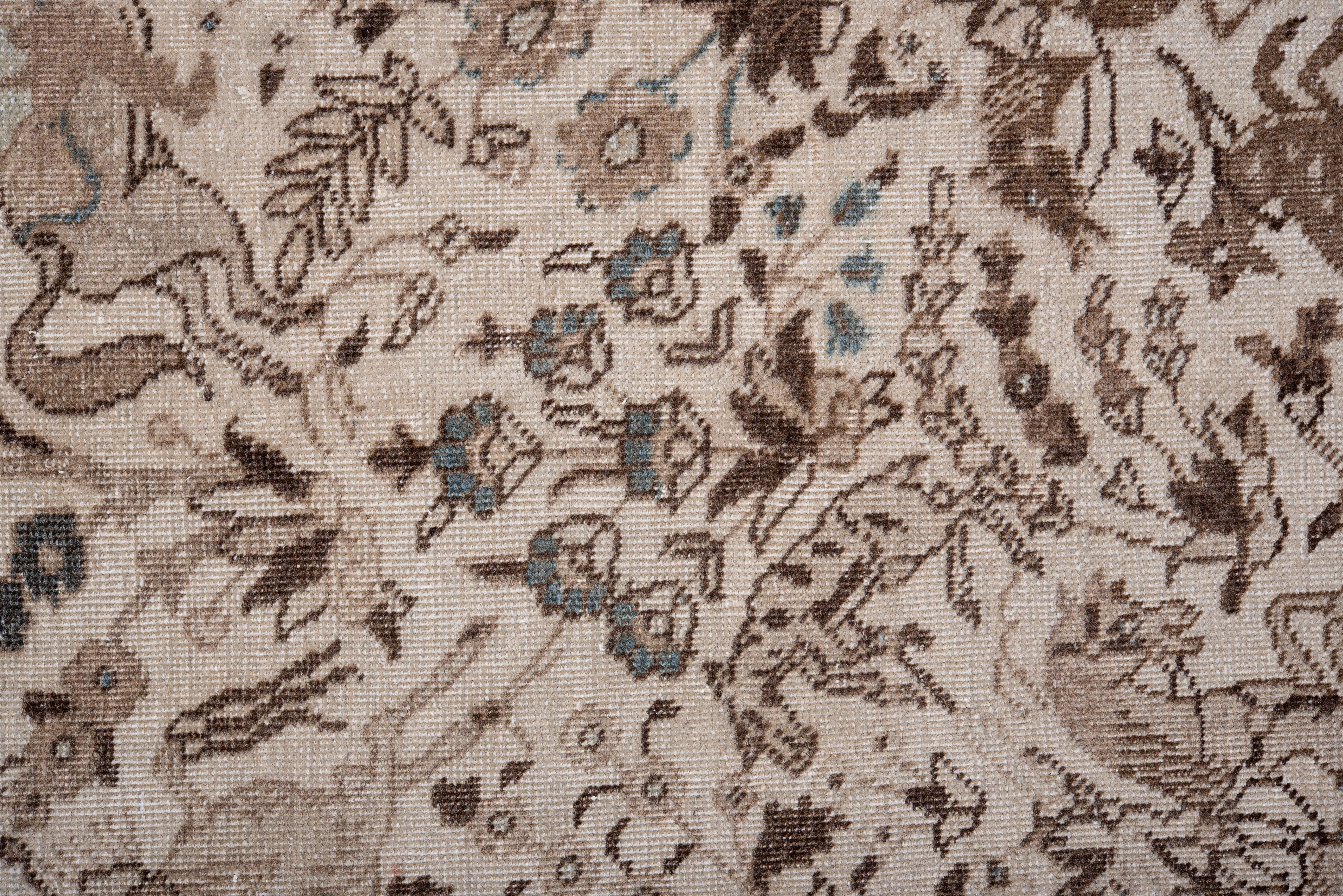 Antiker handgeknüpfter Tabriz-Teppich - Persische Jagdszenen-Design (Wolle) im Angebot