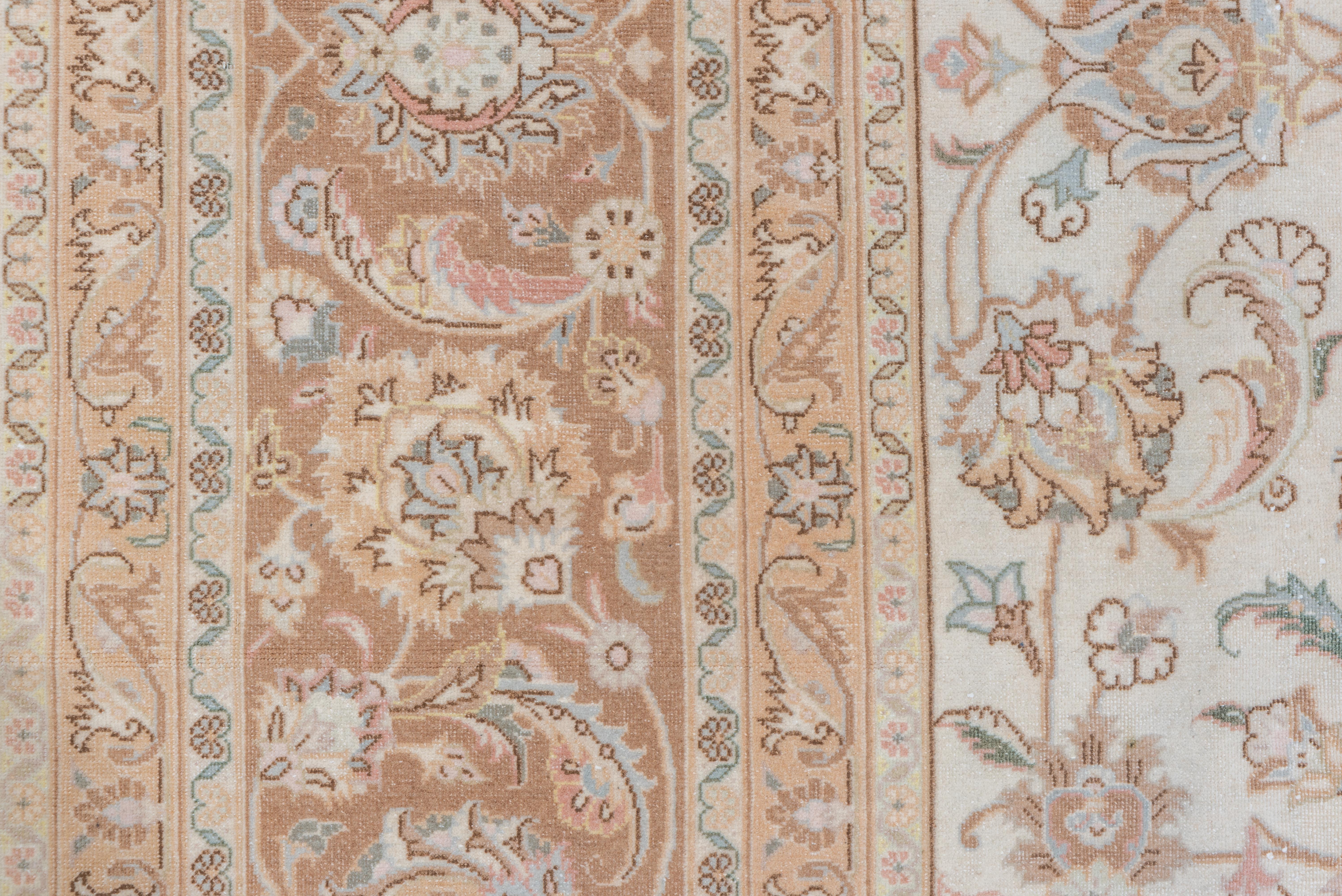 Alfombra Tabriz Antigua Anudada a Mano - Elegancia Floral Persa Marfil en venta 1