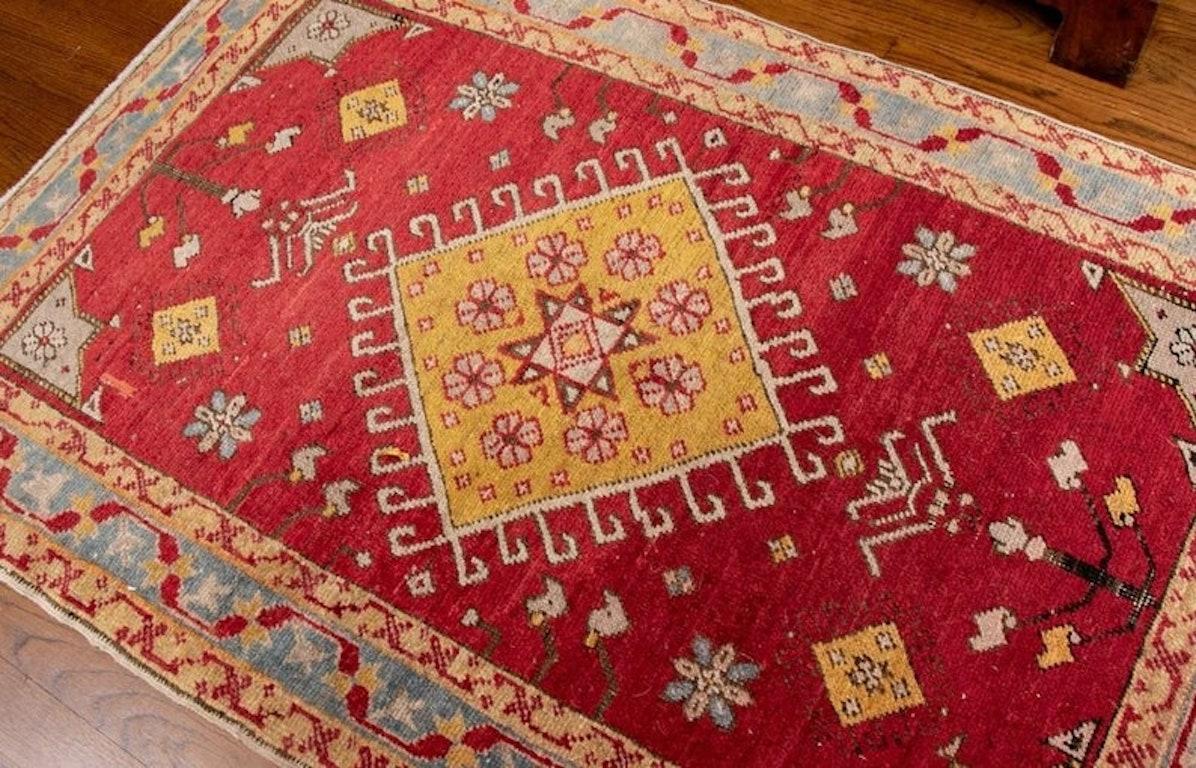 Antique Hand-Knotted West Anatolian Wool Oushak Accent Rug In Good Condition For Sale In Forney, TX