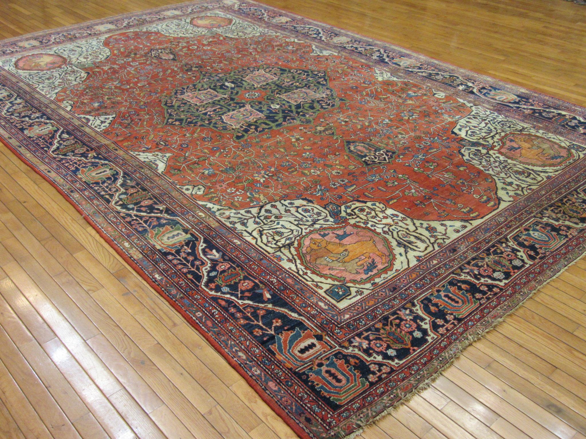 Antique Hand-Knotted Wool Persian Sarouk Farahan Rug For Sale 4