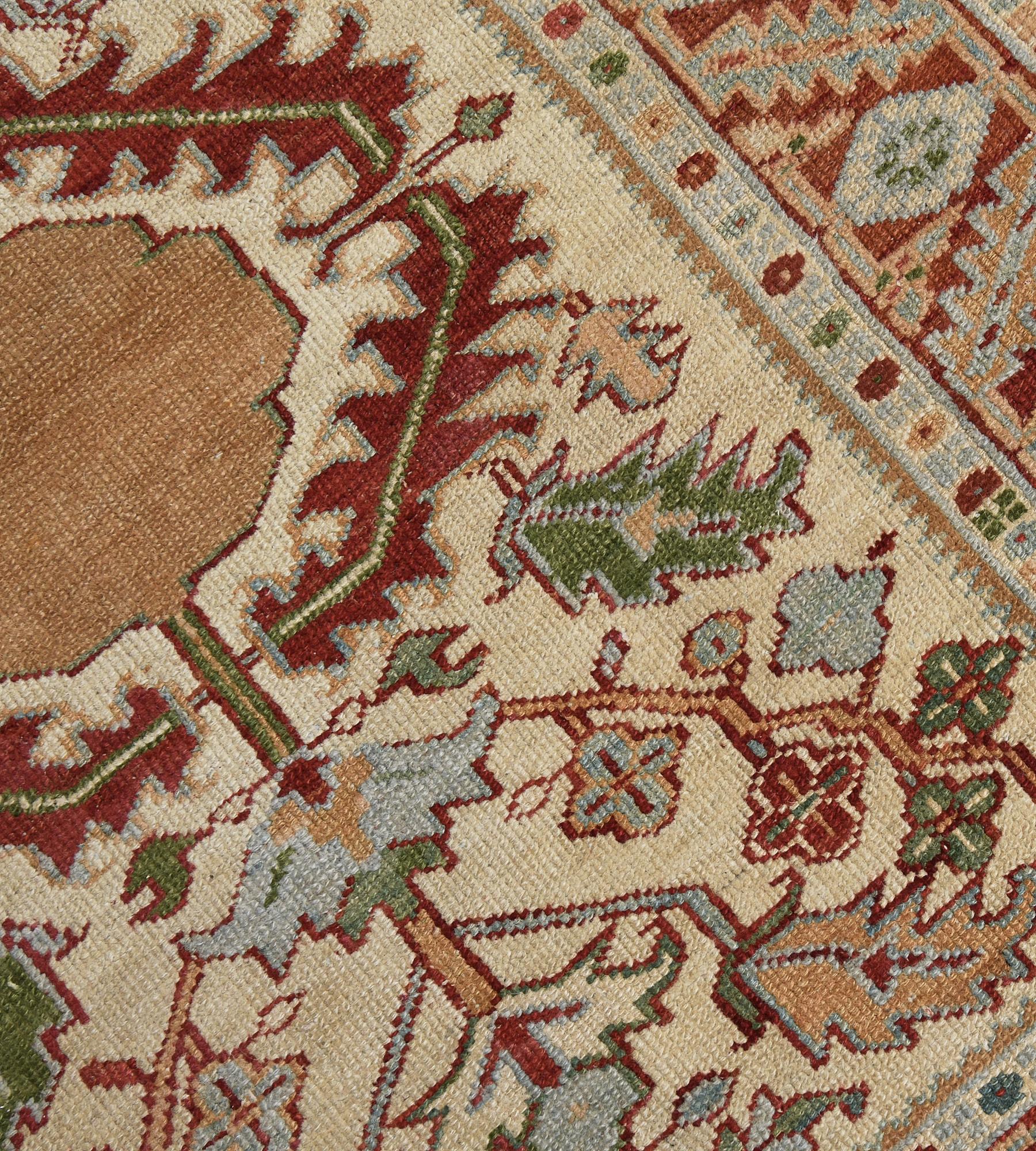 Antique Hand-Knotted Wool Persian Serapi Rug For Sale 5