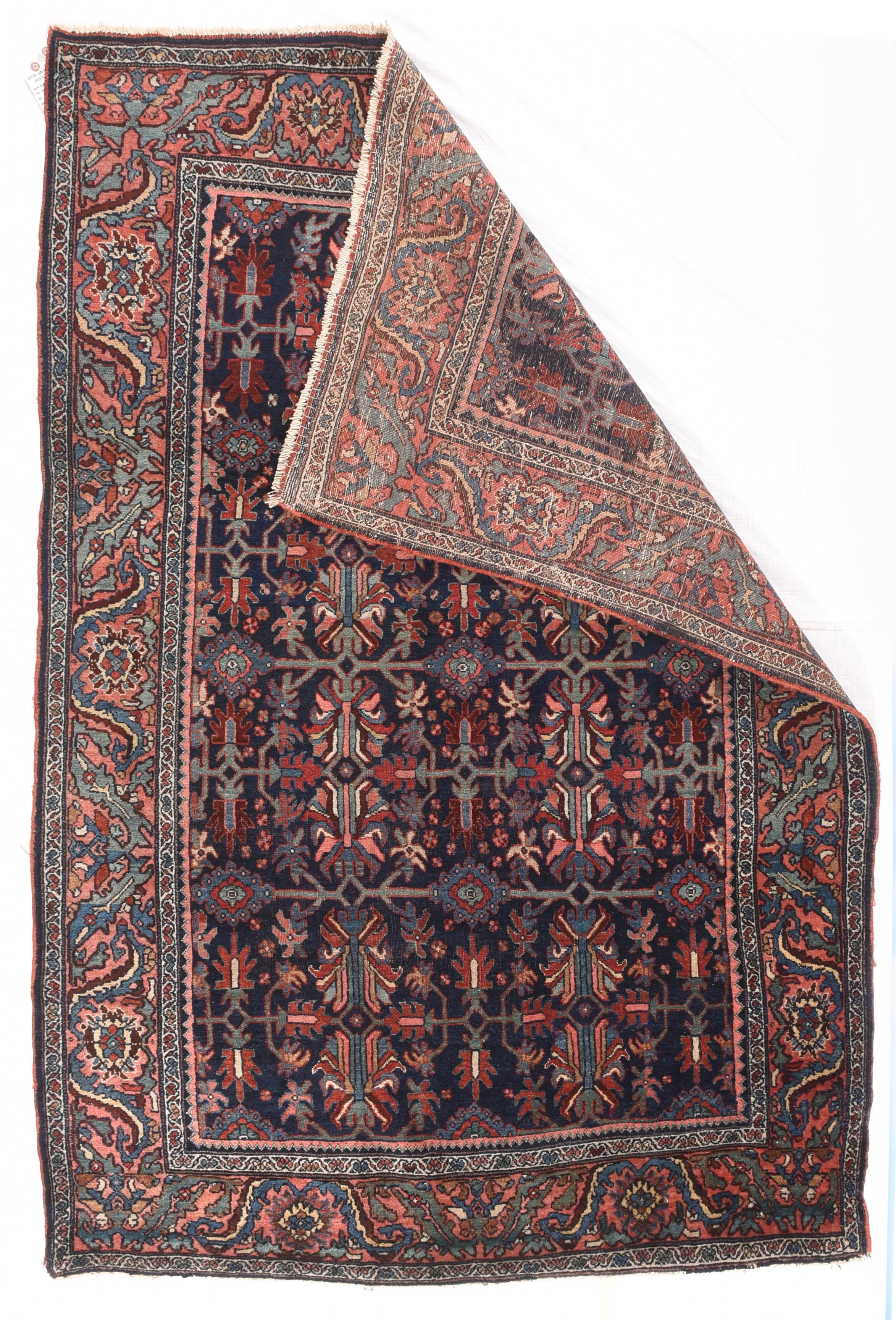 Antique Handmade Bidjar Persian Rug In Excellent Condition For Sale In New York, NY