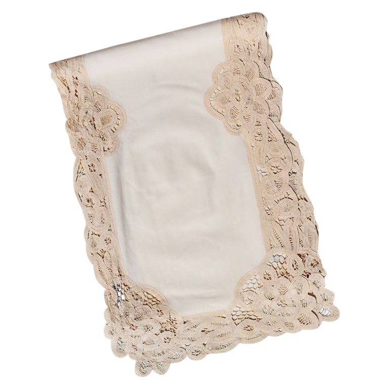 Antique Hand Made Cream Battenberg Tape Lace Table Runner Table Nappe