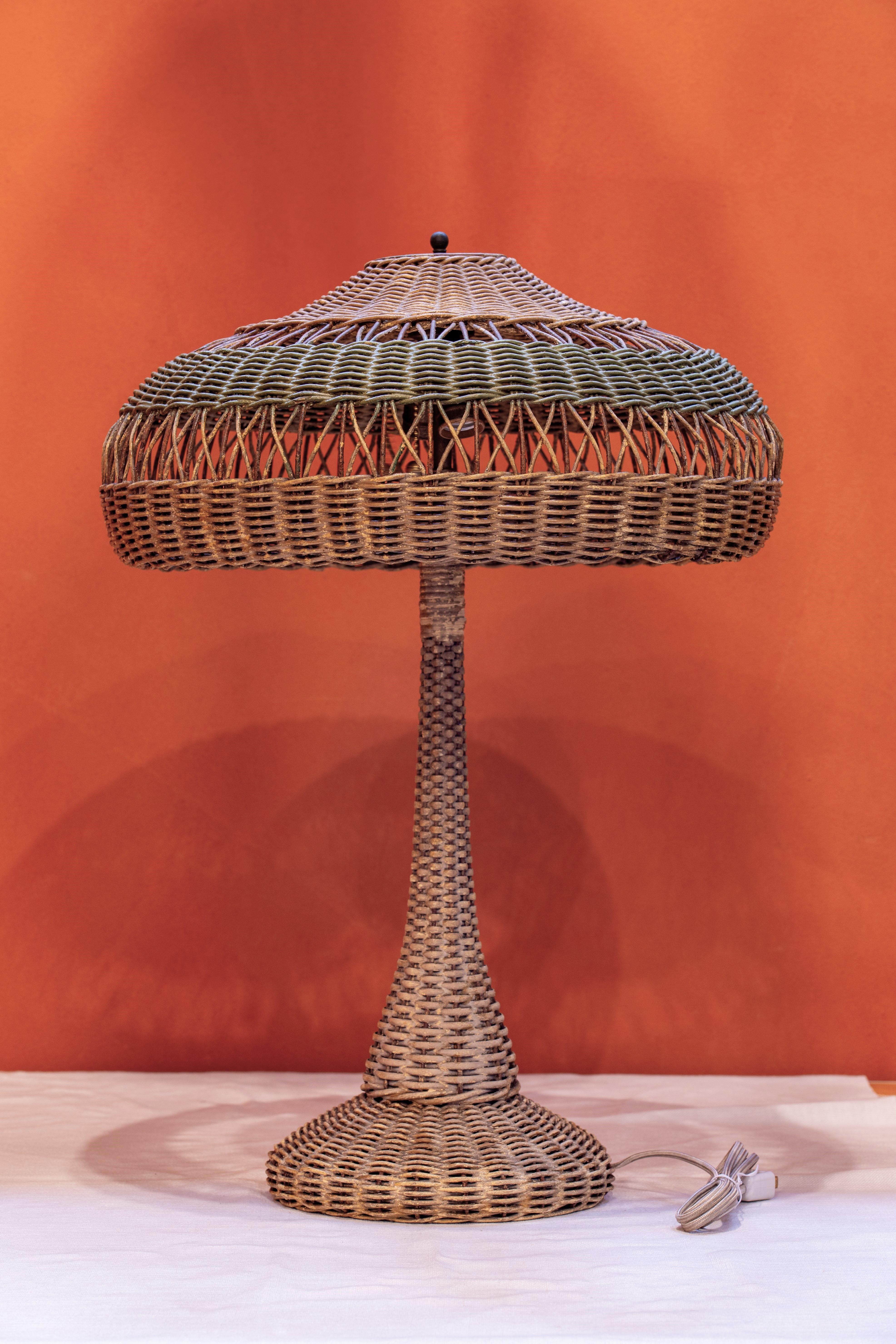 Antique Hand-Made Wicker Table Lamp In Good Condition For Sale In Houston, TX