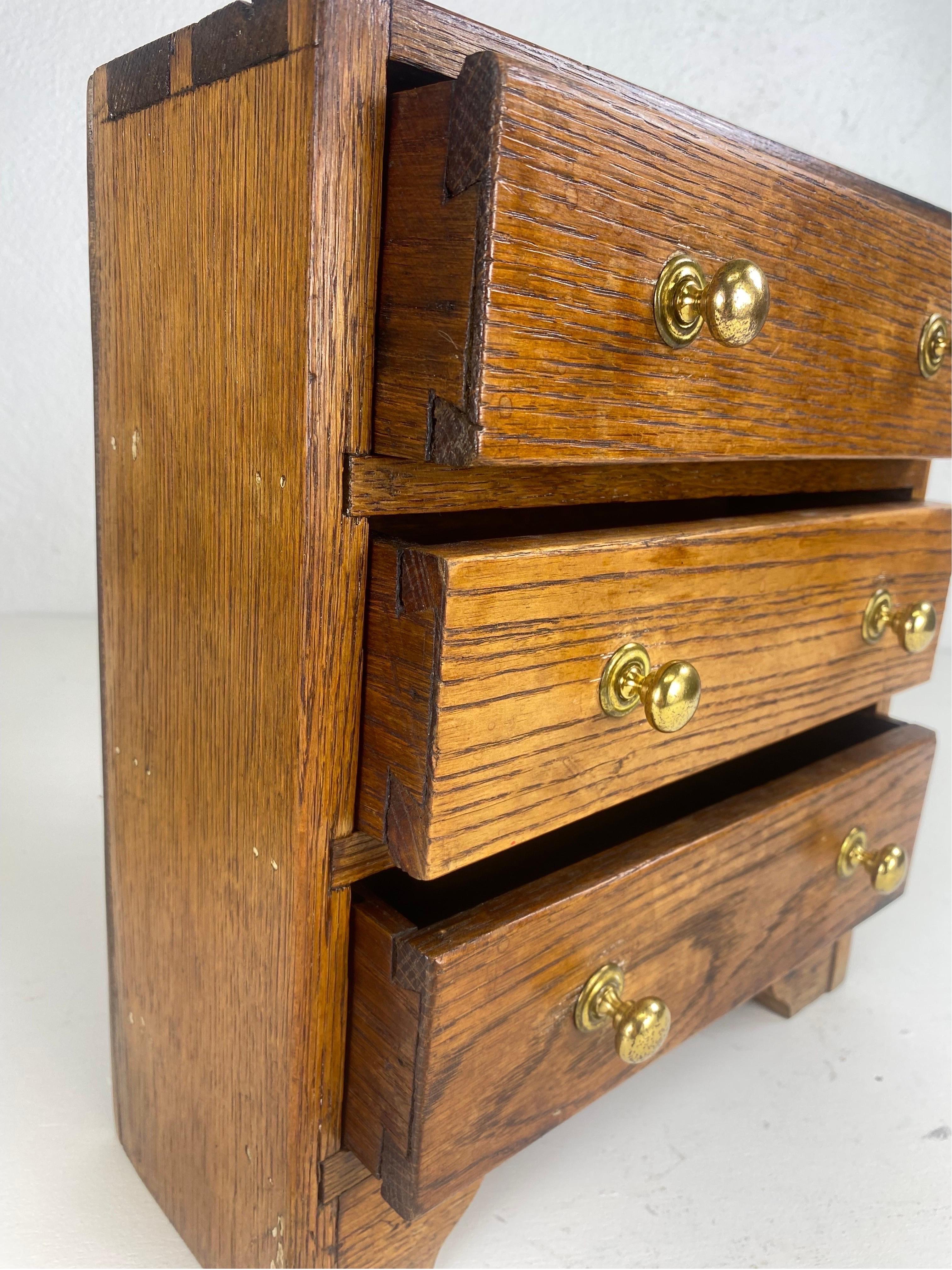 Antique hand made rustic miniature chest of drawers. In Good Condition For Sale In Allentown, PA