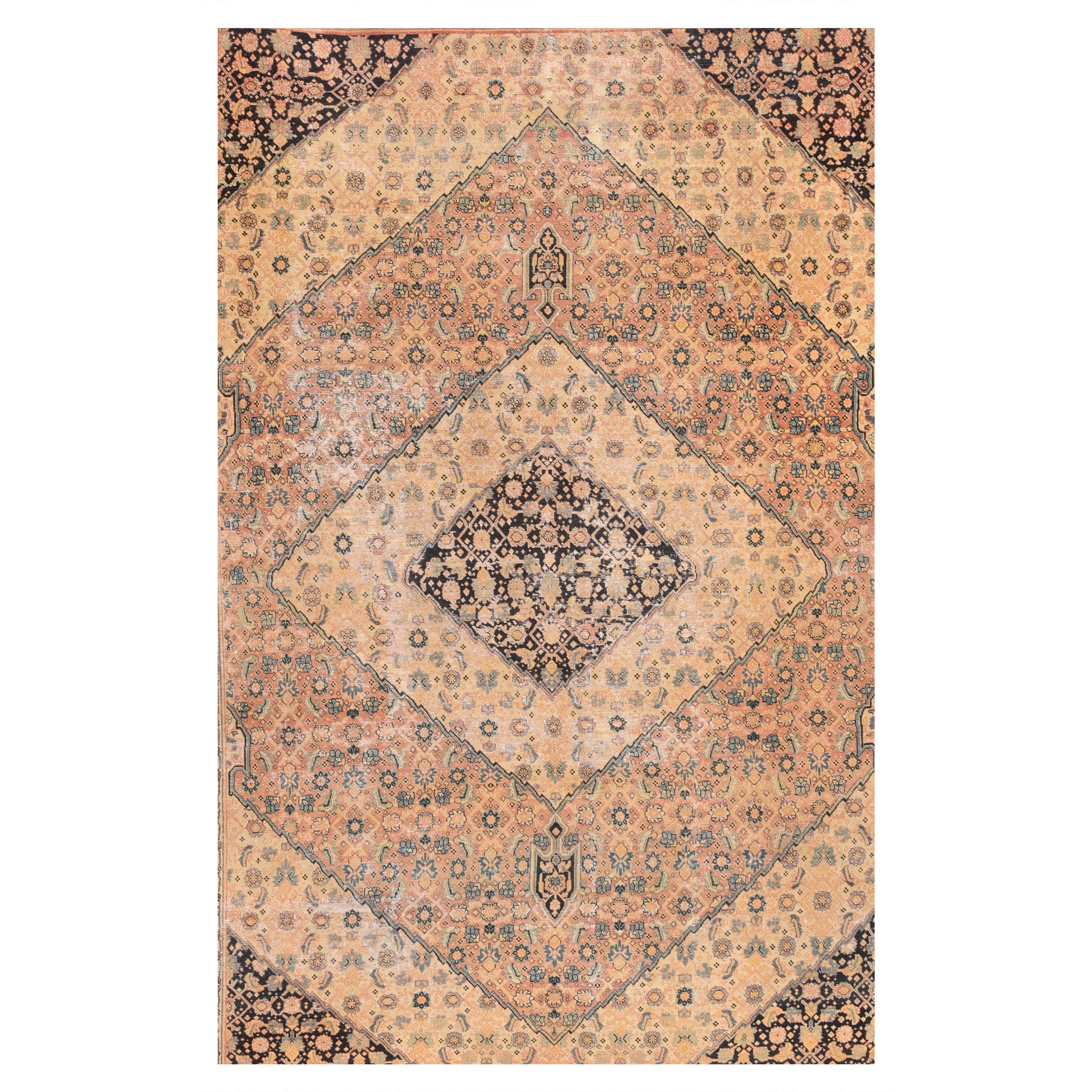 Round Ivory Persian Tabriz Area Rug For Sale at 1stDibs
