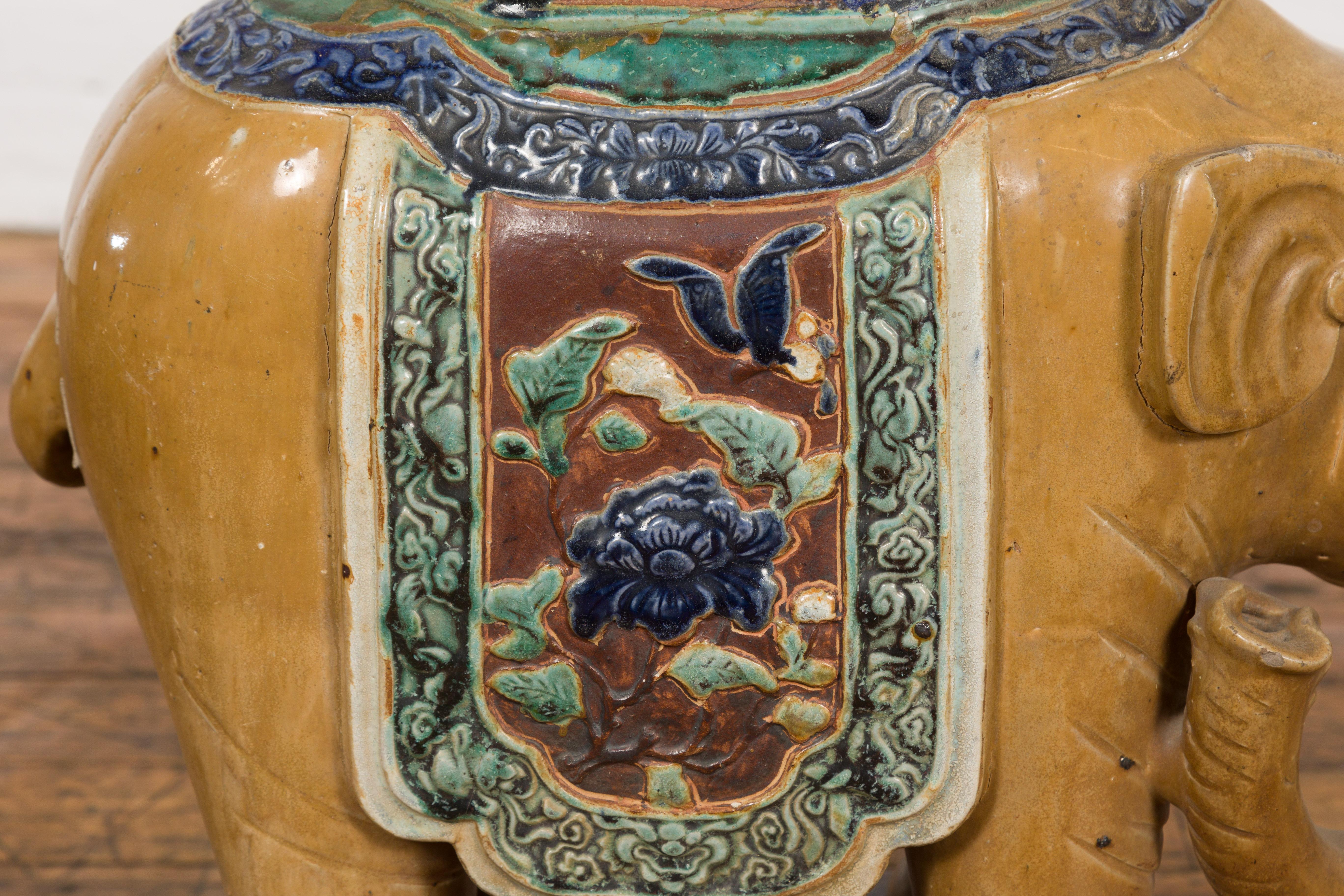Antiker handbemalter Annamese-Gartenhocker aus Keramik aus Vietnam, um 1900 im Angebot 10