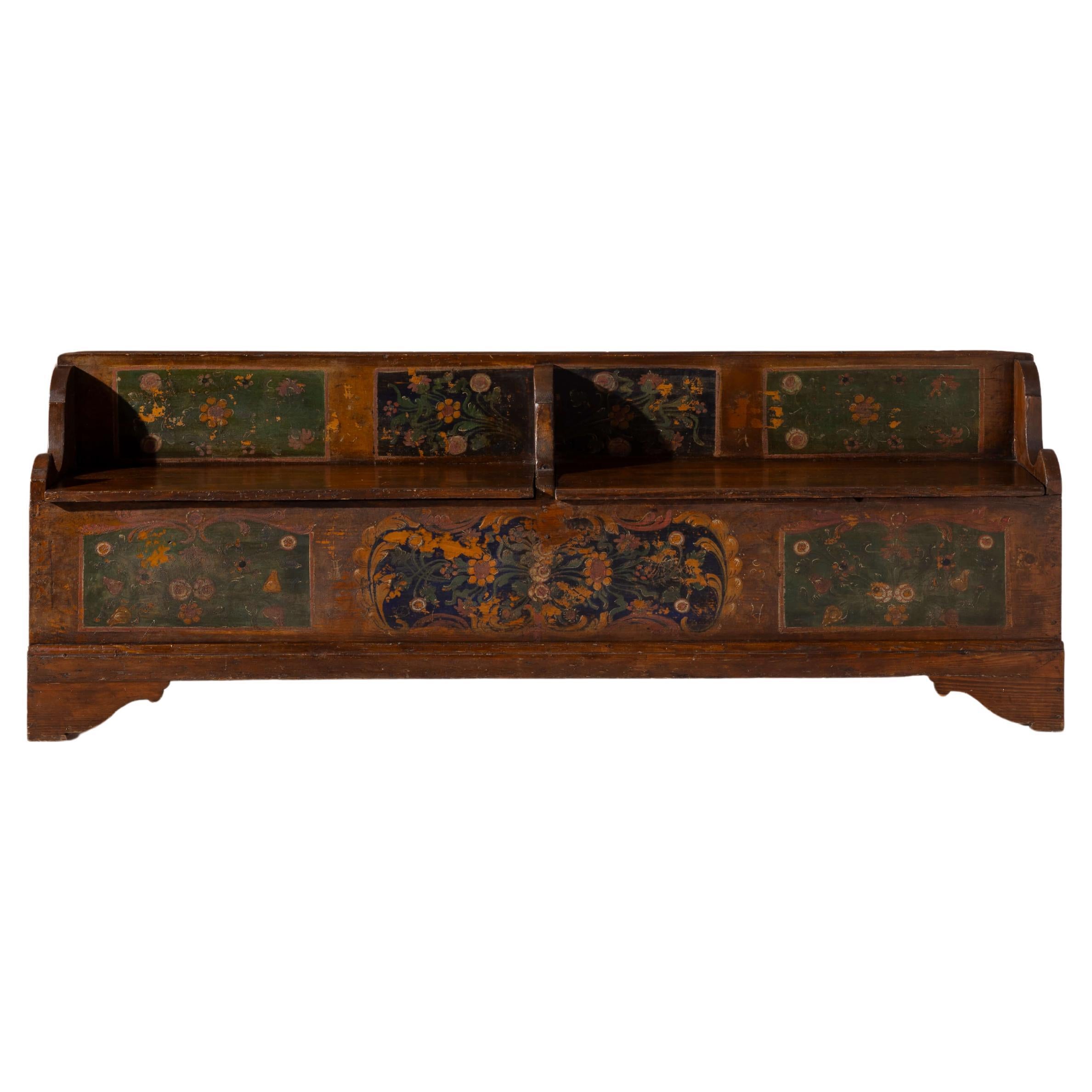 Antiguo banco pintado a mano con almacenaje, Italia, finales del siglo XIX en venta