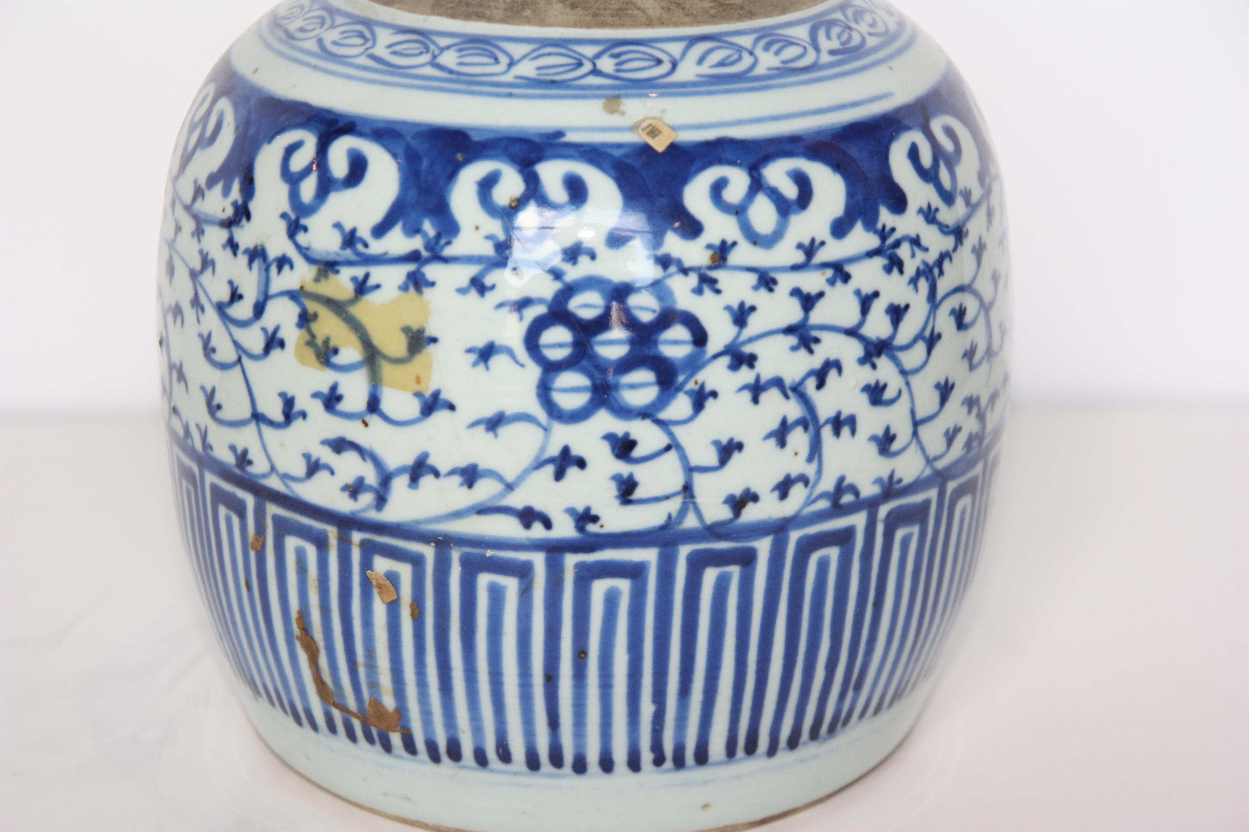 Antique hand painted blue and white Chinese Ginger jar.