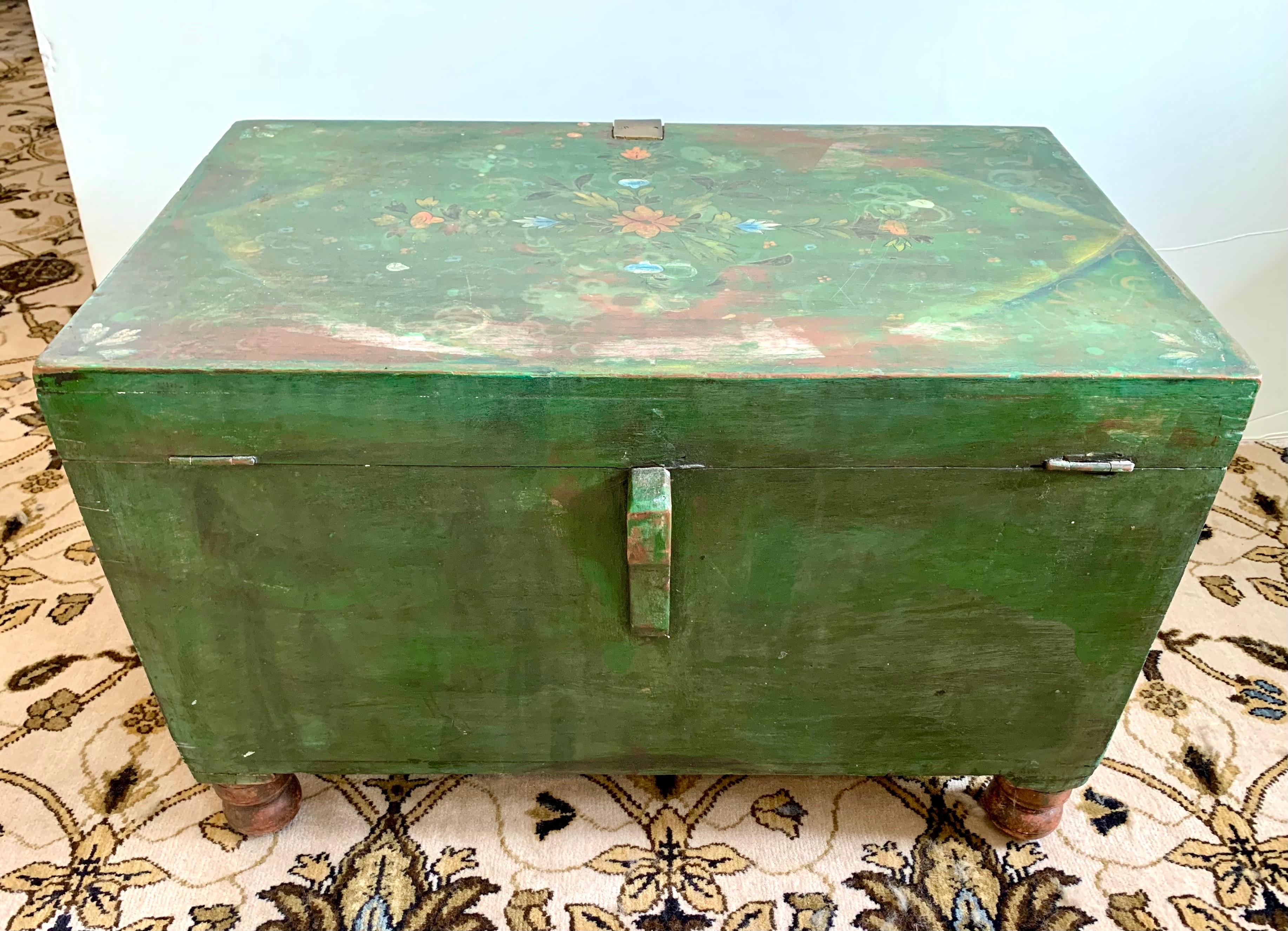 Antique Hand Painted Green Trunk Blanket Chest In Distressed Condition In West Hartford, CT