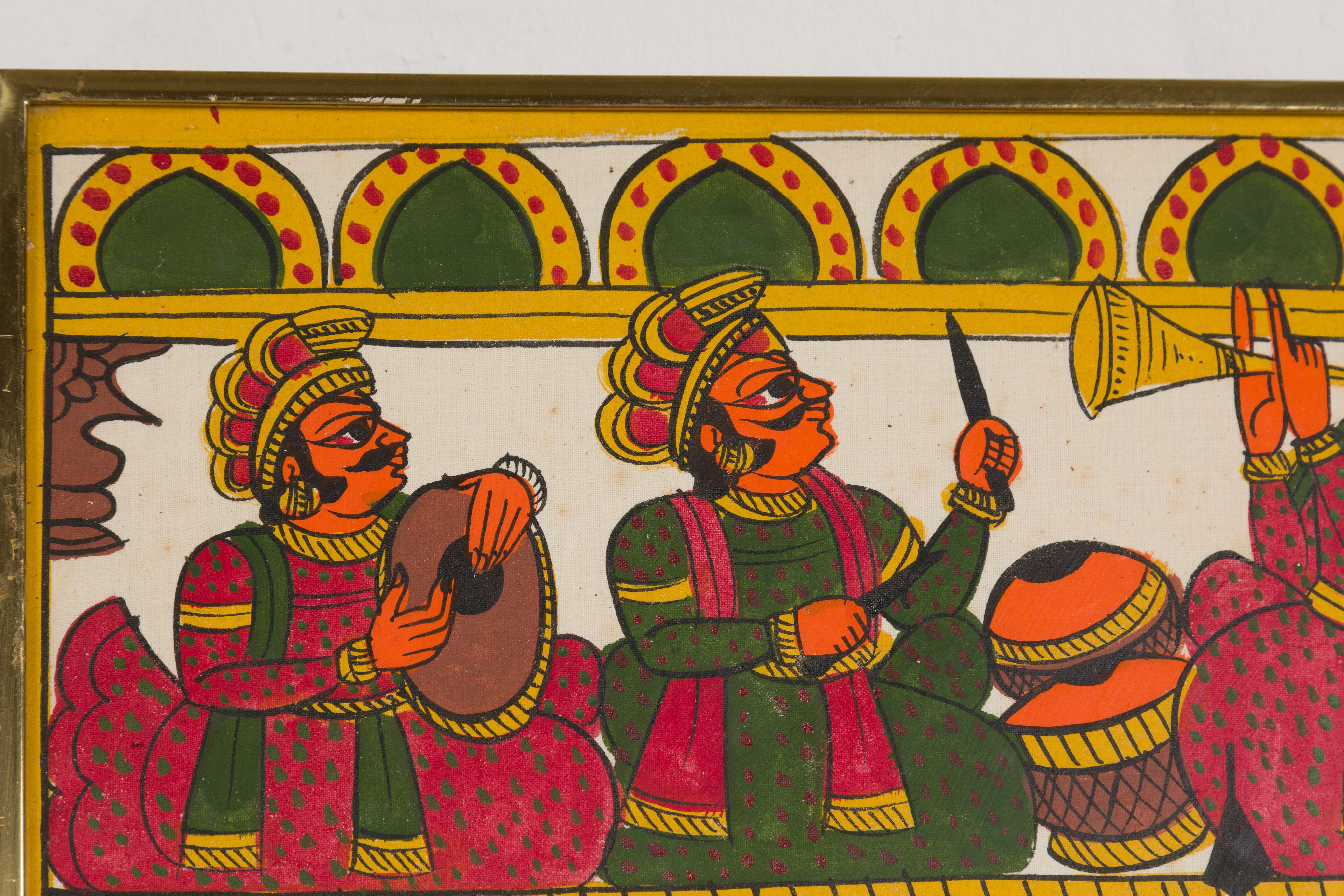 Antikes handbemaltes indisches Volkskunstgemälde mit Musikern und Bogenschützen (Messing) im Angebot