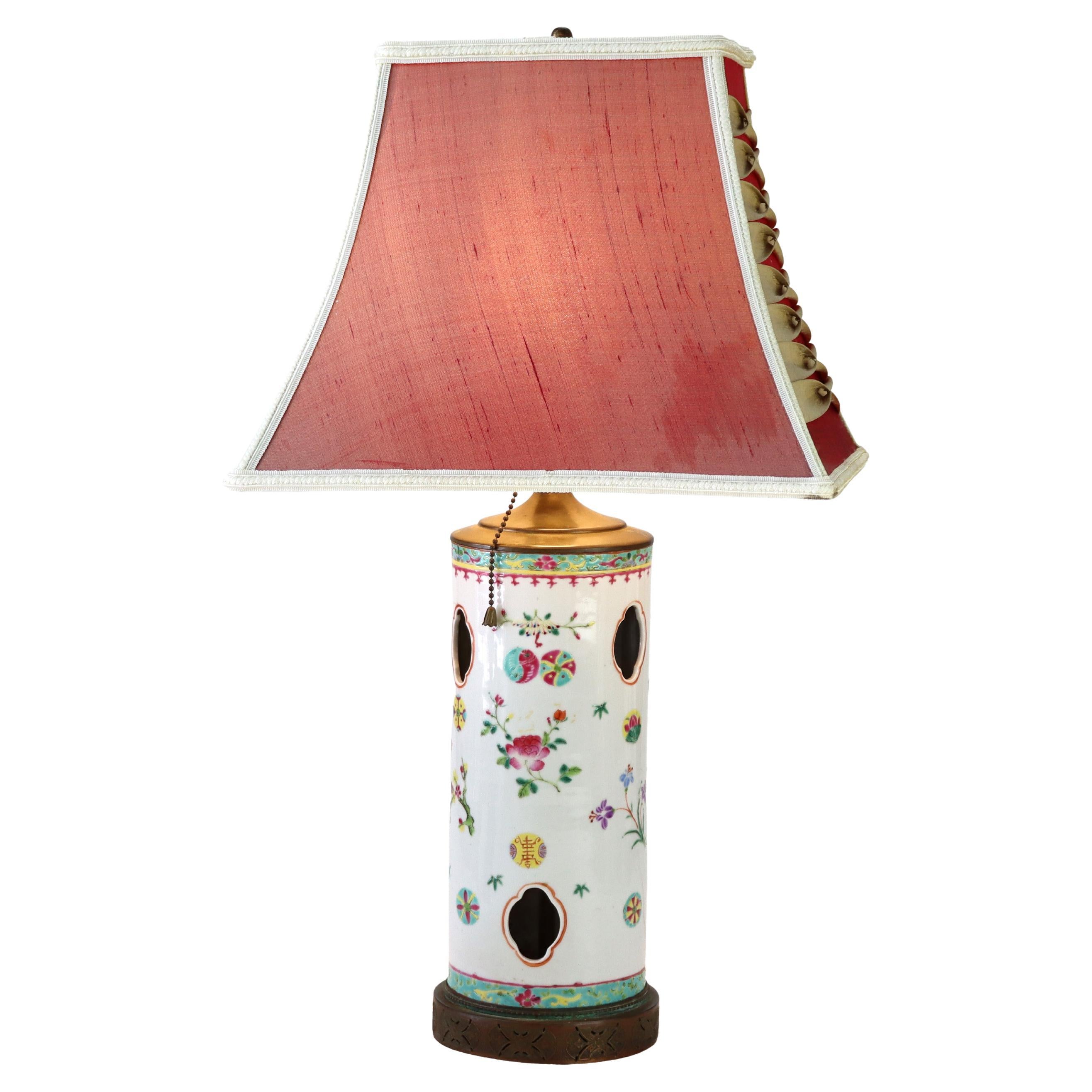 Antique Hand Painted Chinese Cutout Porcelain Wig Stand Table Lamp 19thC For Sale