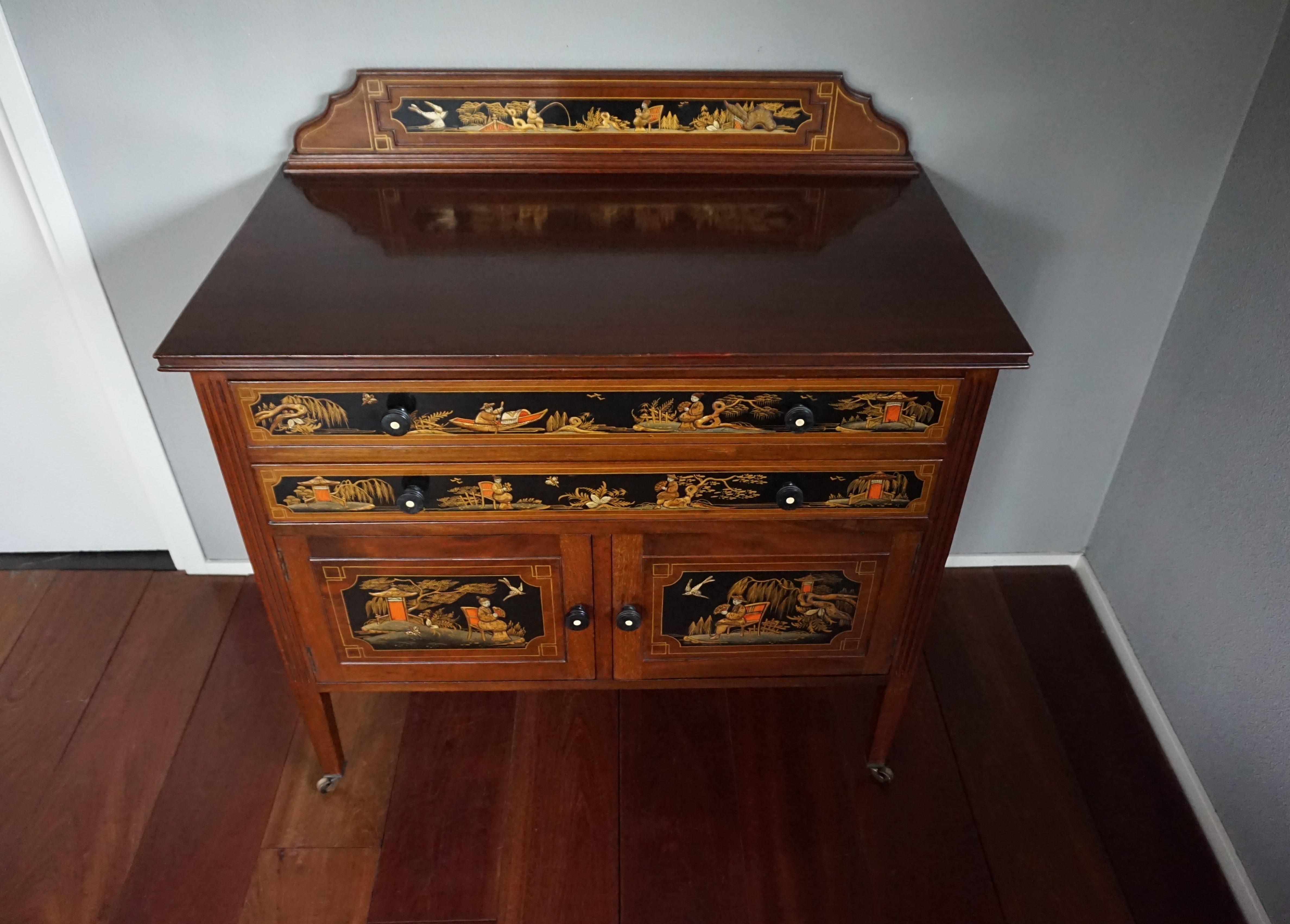 commode dresser