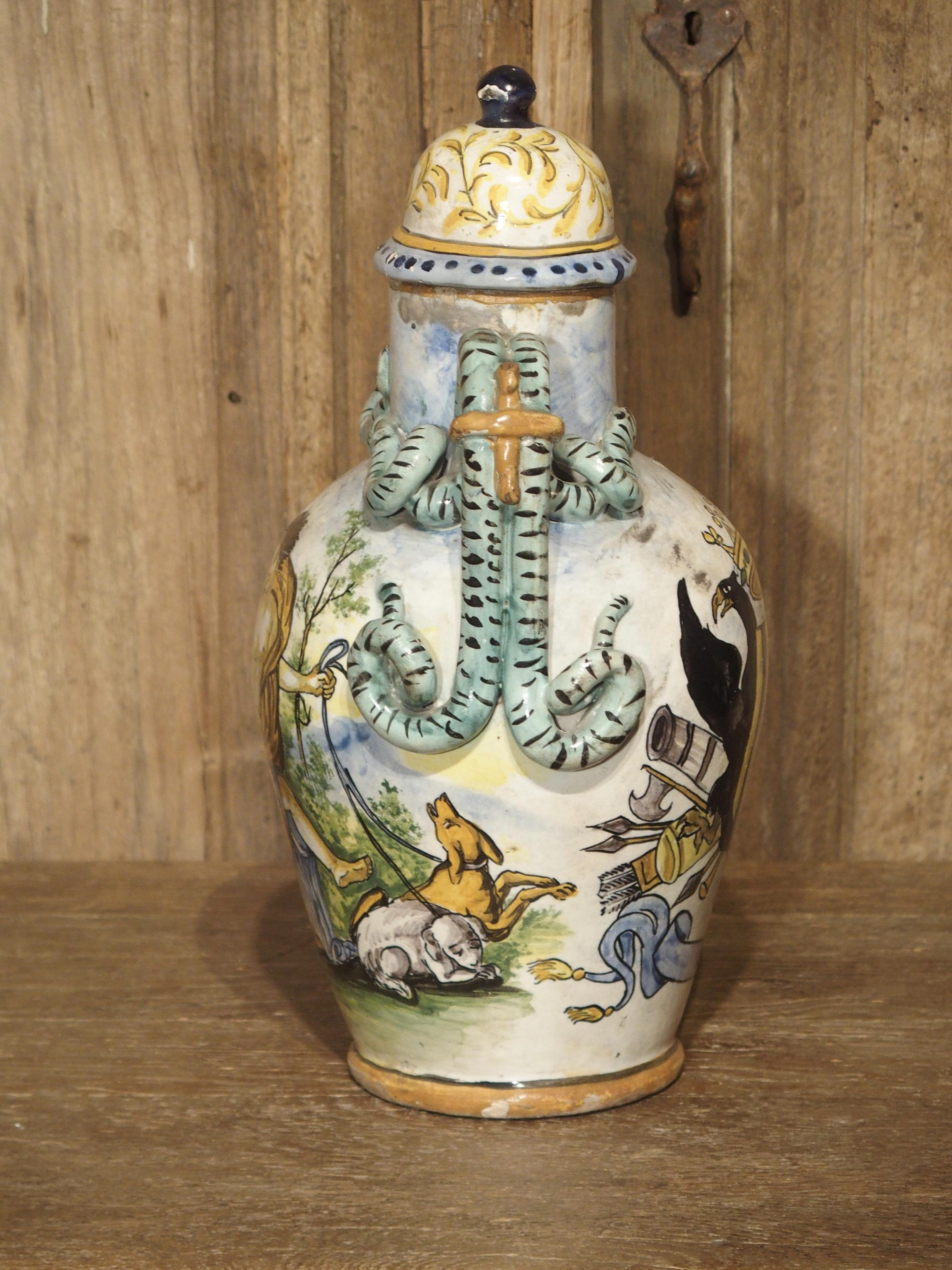 Antique Hand Painted Majolica Vase from Umbria, circa 1870 For Sale 4