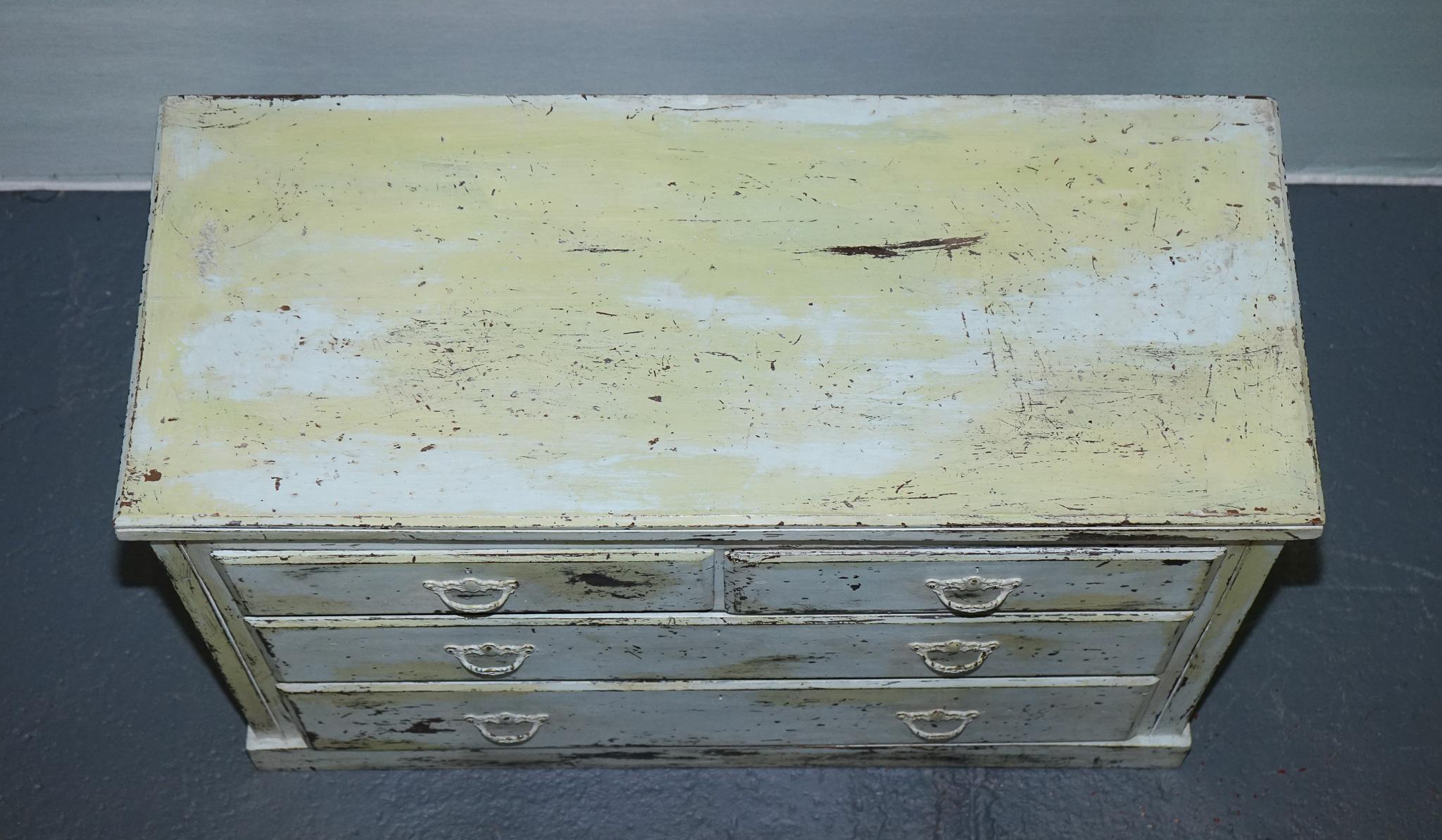 ANTIQUE HAND PAINTED PALE PiNE GREEN THREE DRAWER CHEST OF DRAWERS For Sale 4