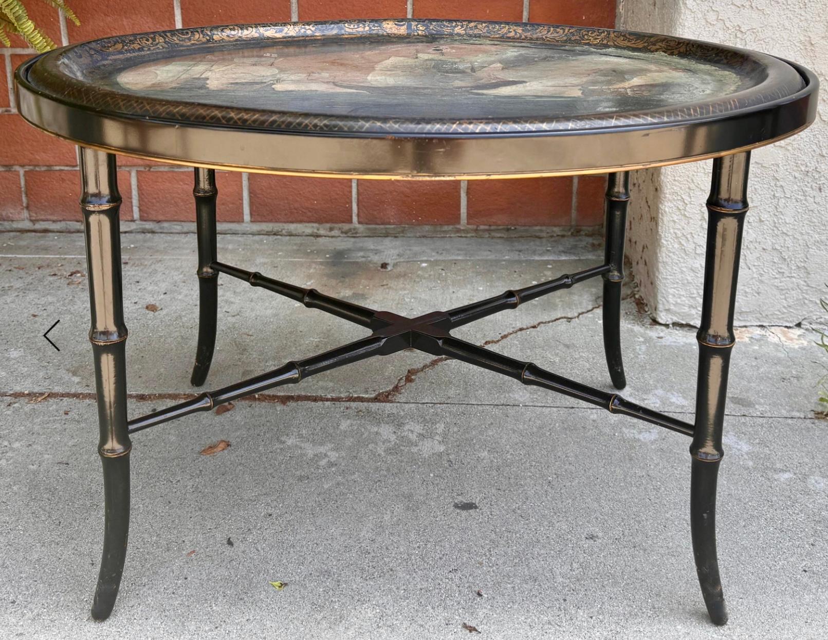 Victorien Ancienne table d'appoint à plateau nautique en papier mâché peinte à la main en vente