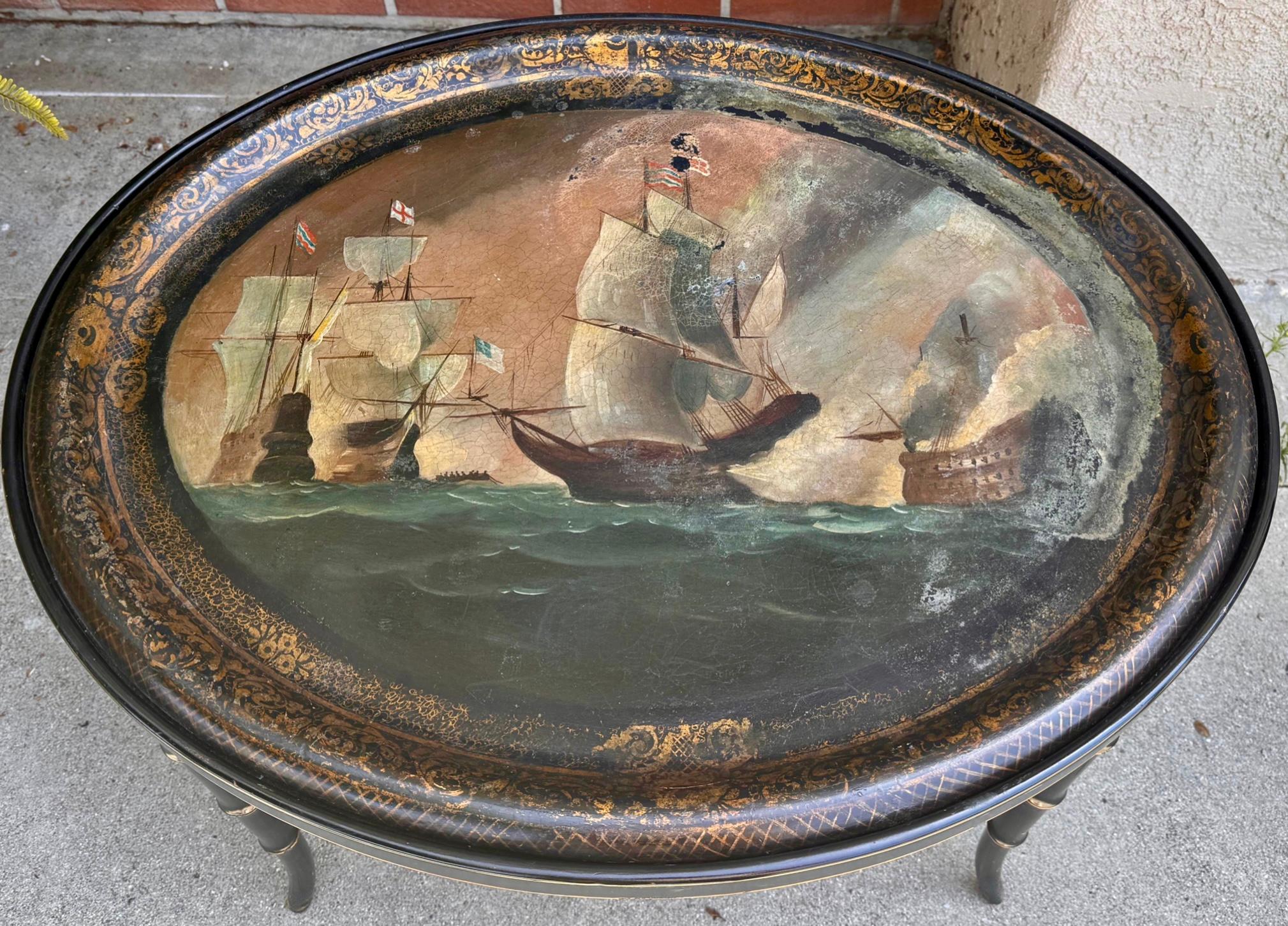Britannique Ancienne table d'appoint à plateau nautique en papier mâché peinte à la main en vente