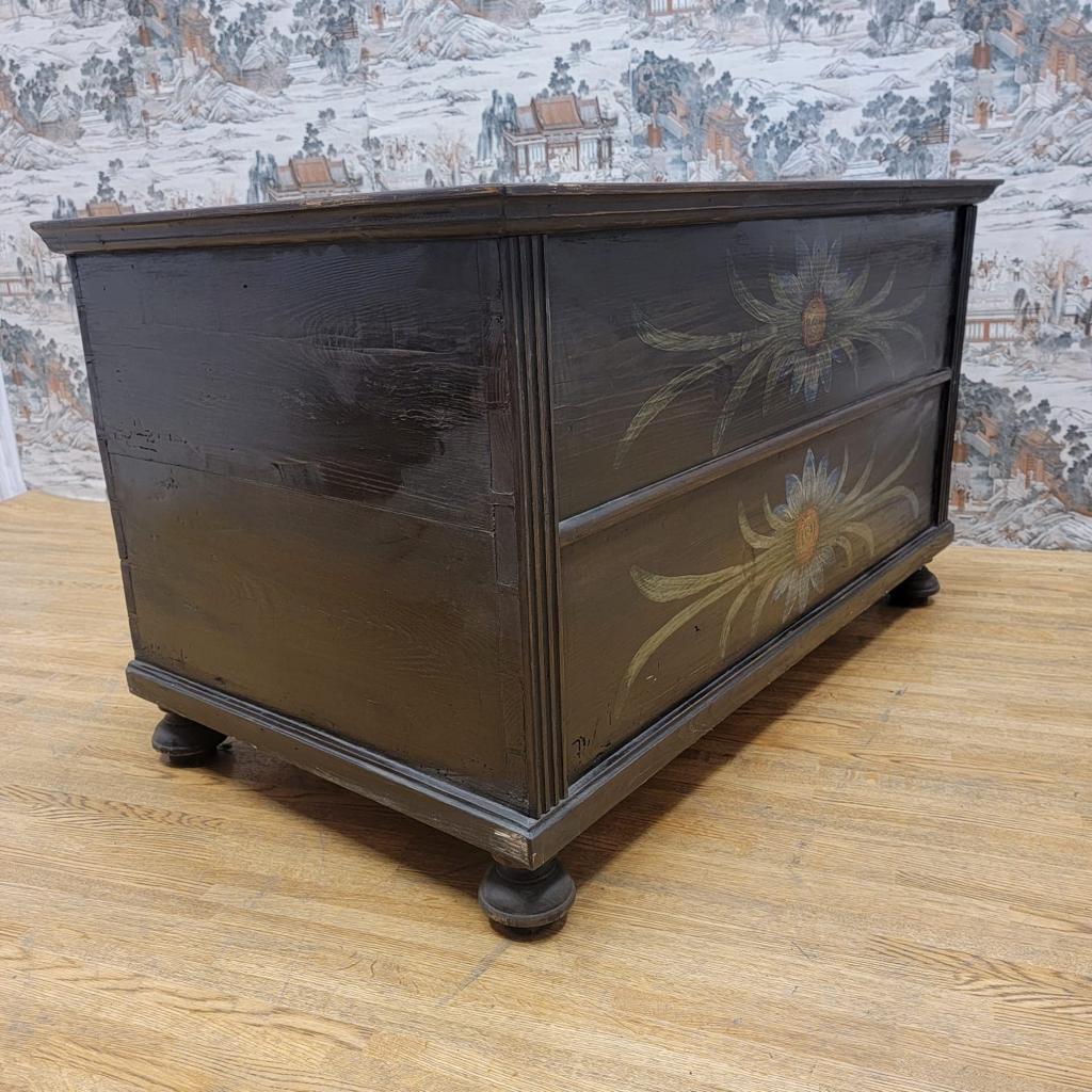 Antique Hand Painted Pine Chest for Storage / Linens  For Sale 2