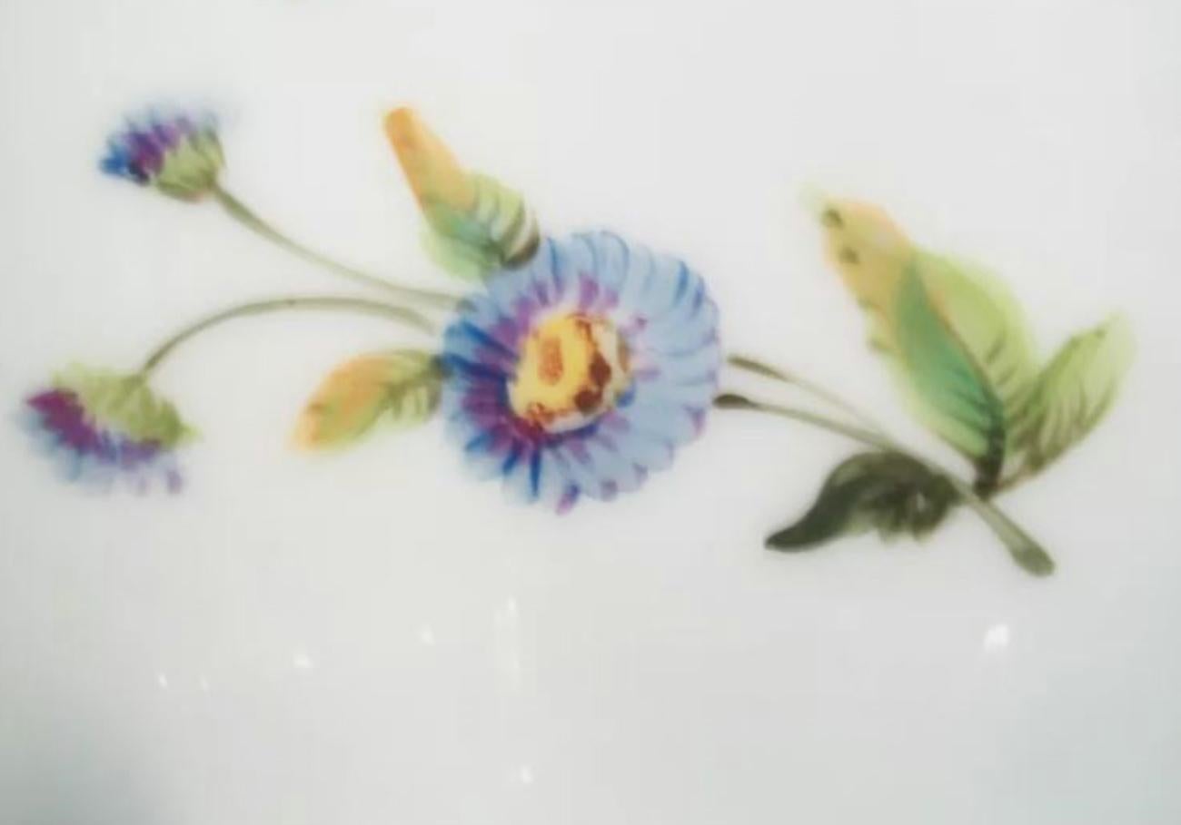 Antiguo Cuenco Central de Porcelana Pintado a Mano con Decoración Dorada - Reino Unido - S. XIX Cerámico en venta