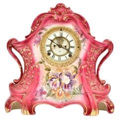 Antico orologio da tavolo in porcellana dipinta a mano "La Layon" di Royal Bonn per Ansonia
