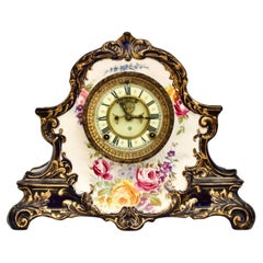 Antico orologio da tavolo in porcellana dipinta a mano "La Nord" di Royal Bonn per Ansonia