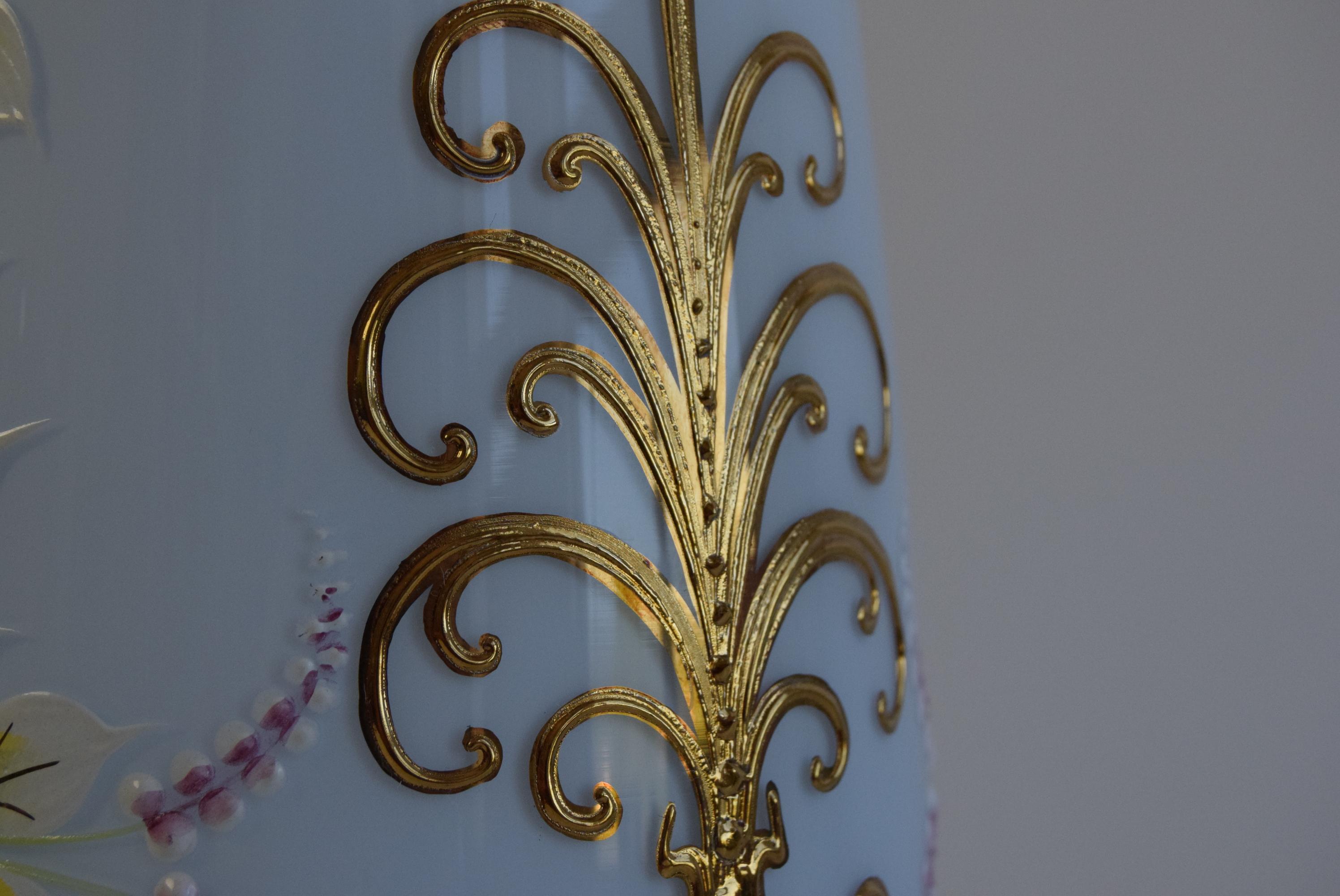 Antique Hand-Painted Porcelain Vase with Gold Gilding, Early 20th Century 2