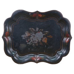 Antico vassoio da portata in toleware dipinto a mano con rose floreali scalate da 24 pollici