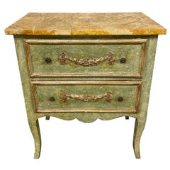 Antiquité - Commode italienne à deux tiroirs peinte à la main