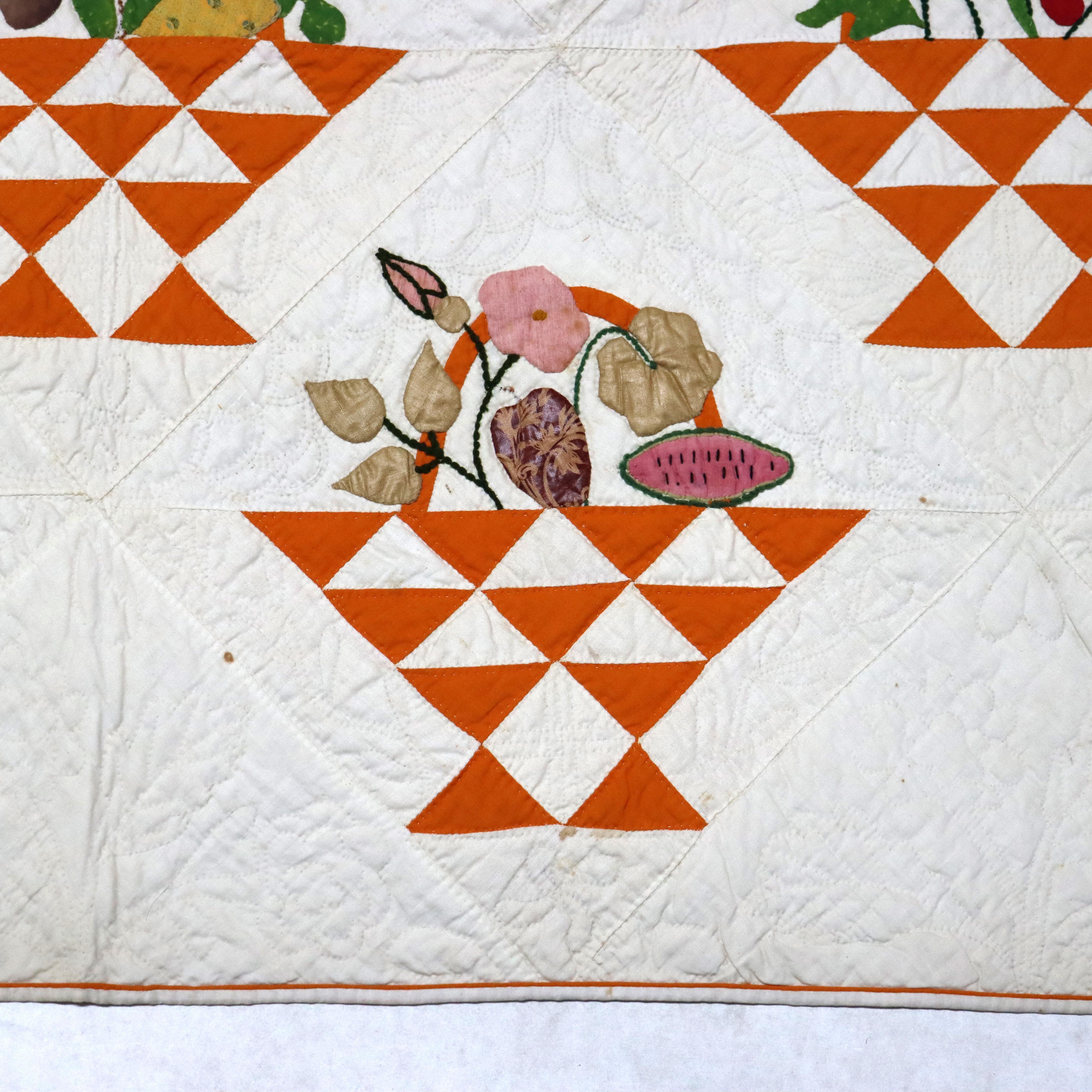 Courtepointe amish ancienne cousue et brodée à la main, panier de fruits et de fleurs, vers 1900 en vente 2