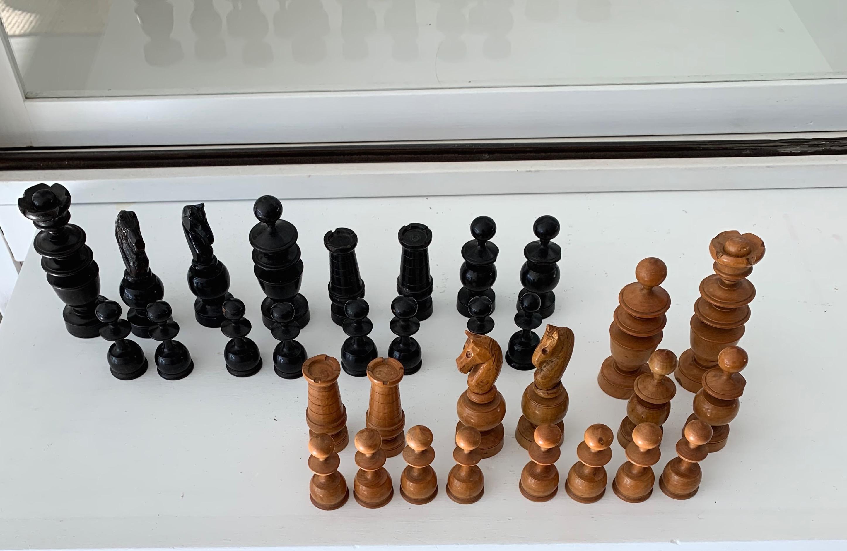 Hand-Carved Antique Hand-Turned and Quality Carved, Complete Set of Boxwood Chess Pieces