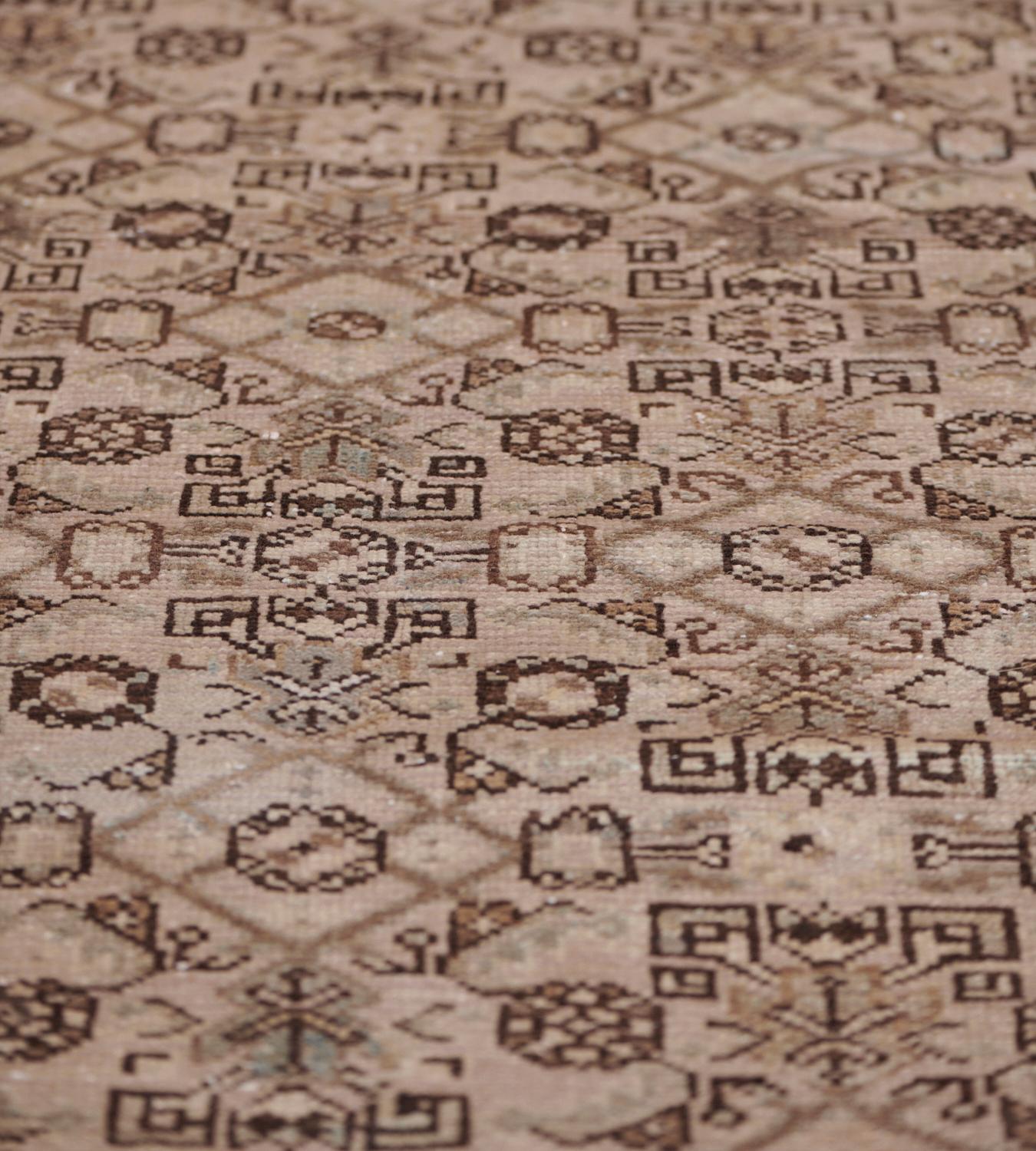 Antiker handgewebter persischer Malayer-Teppich aus brauner Wolle mit Herati-Muster 10'8 