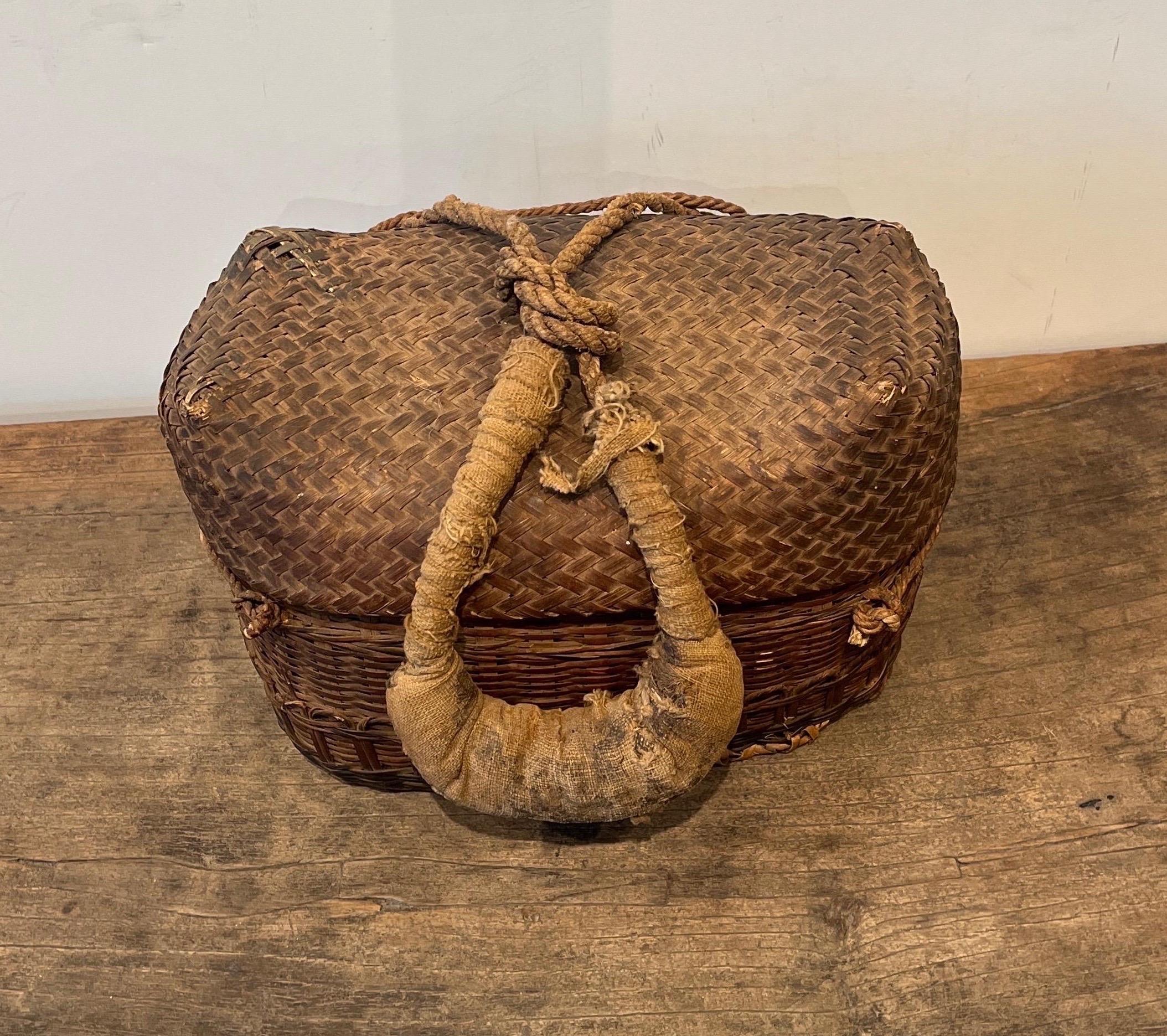 Antique Hand Woven Chinese Covered Basket With Cloth Handle For Sale 4